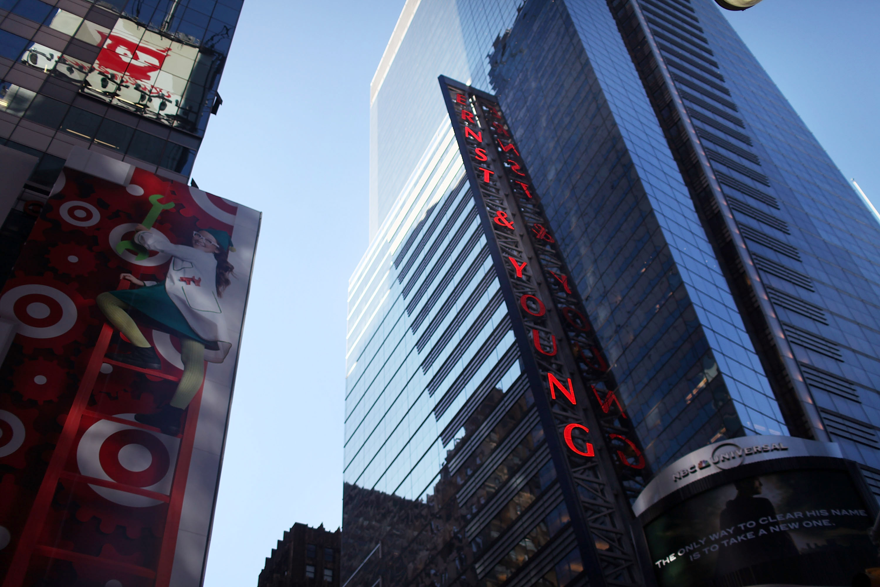 Ernst And Young To Be Sued Over Collapse Of Lehman Brothers