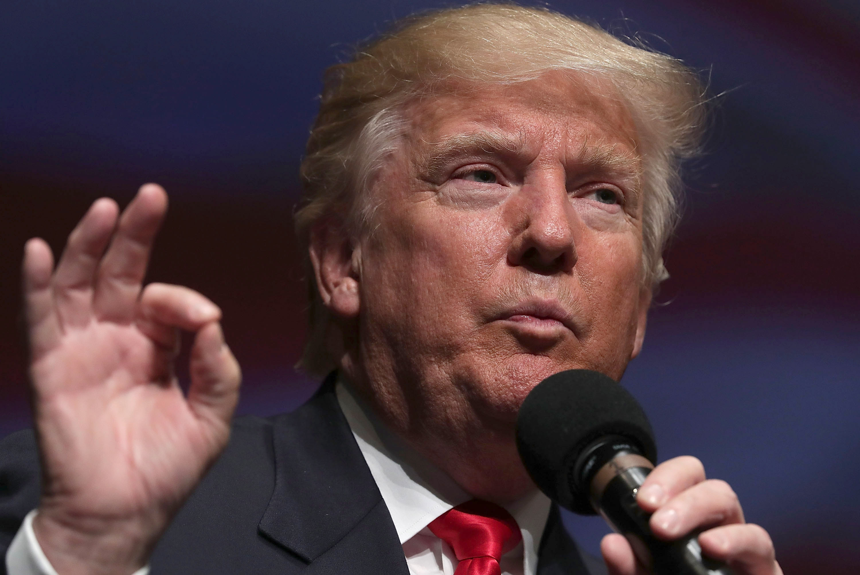 Donald Trump Holds Campaign Rally In Virginia Beach