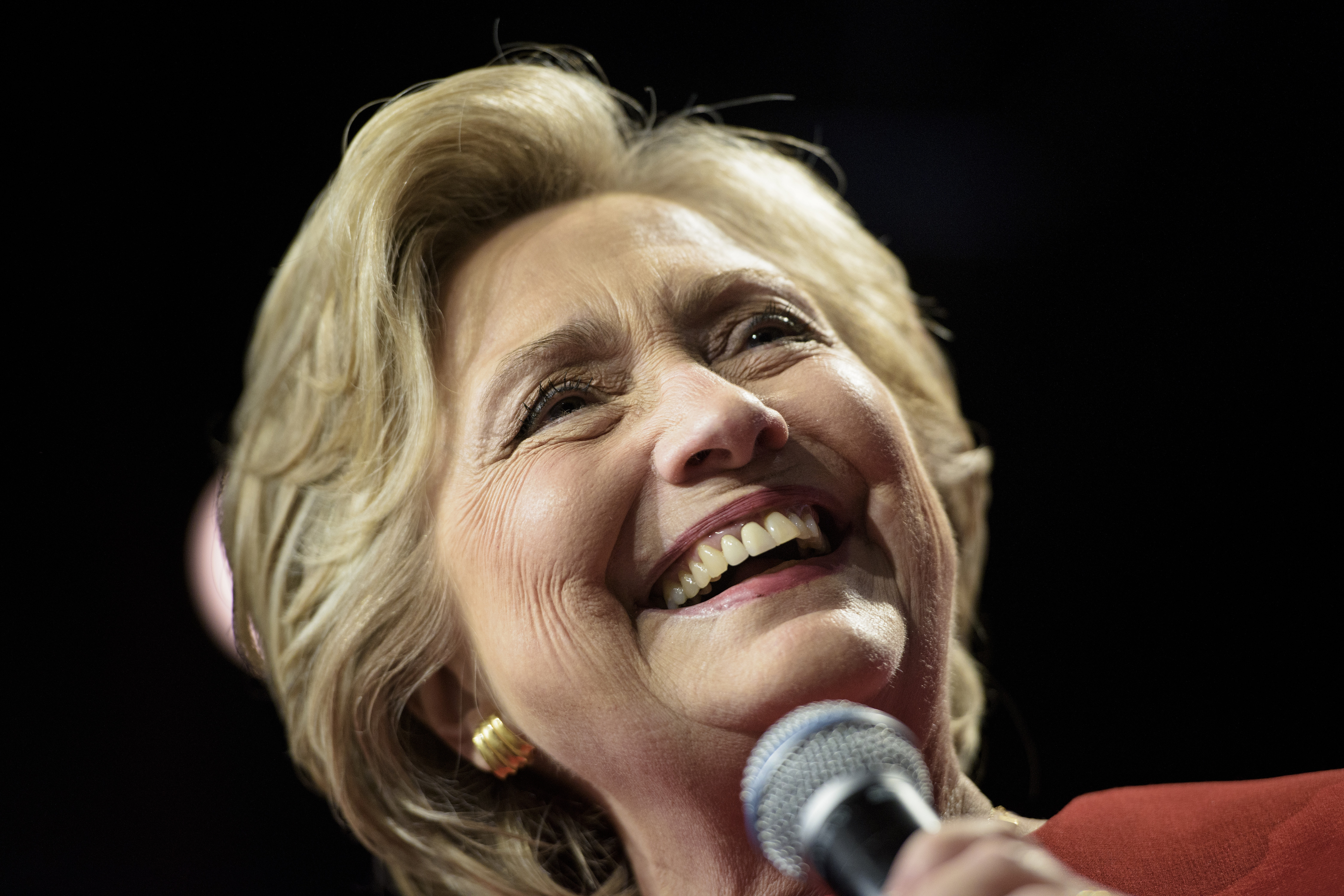 US-VOTE-DEMOCRATS-CLINTON