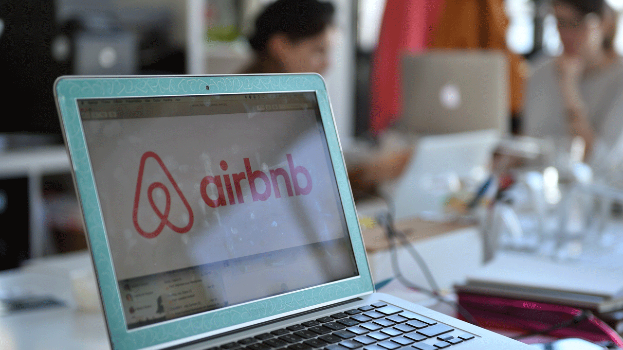 Airbnb’s Profits to Top $3 Billion by 2020
