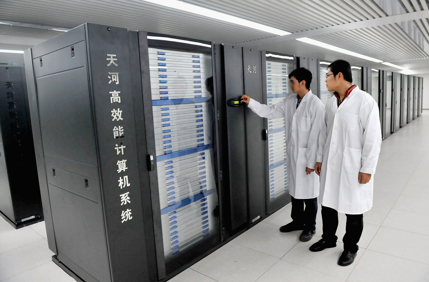 China's Supercomputer 'Tianhe-1' Creates New Speed Record