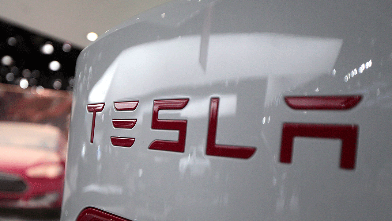Tesla Just Set Up a Showroom In a Major Battleground State