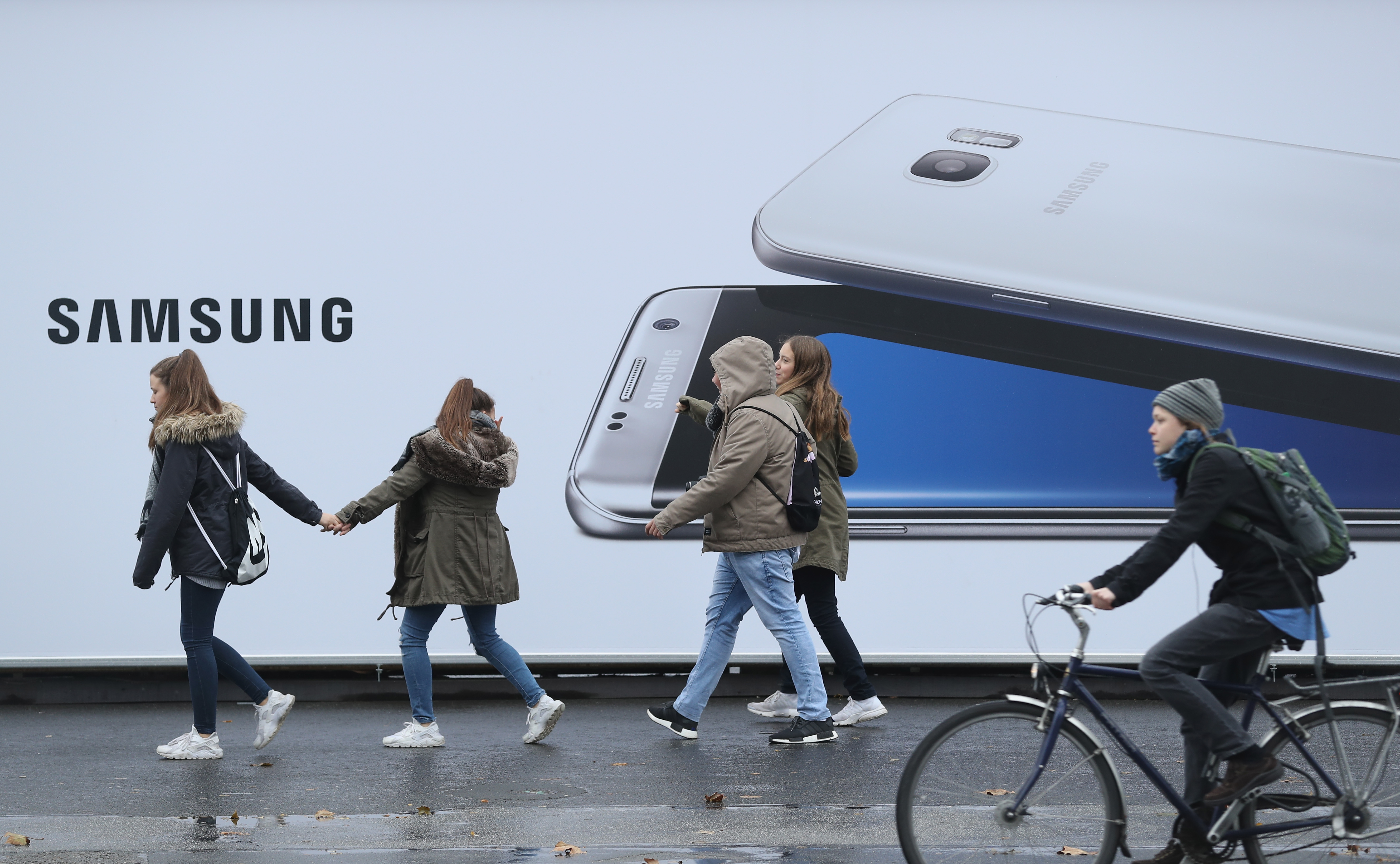 Samsung Continues To Grapple With Note 7 Crisis