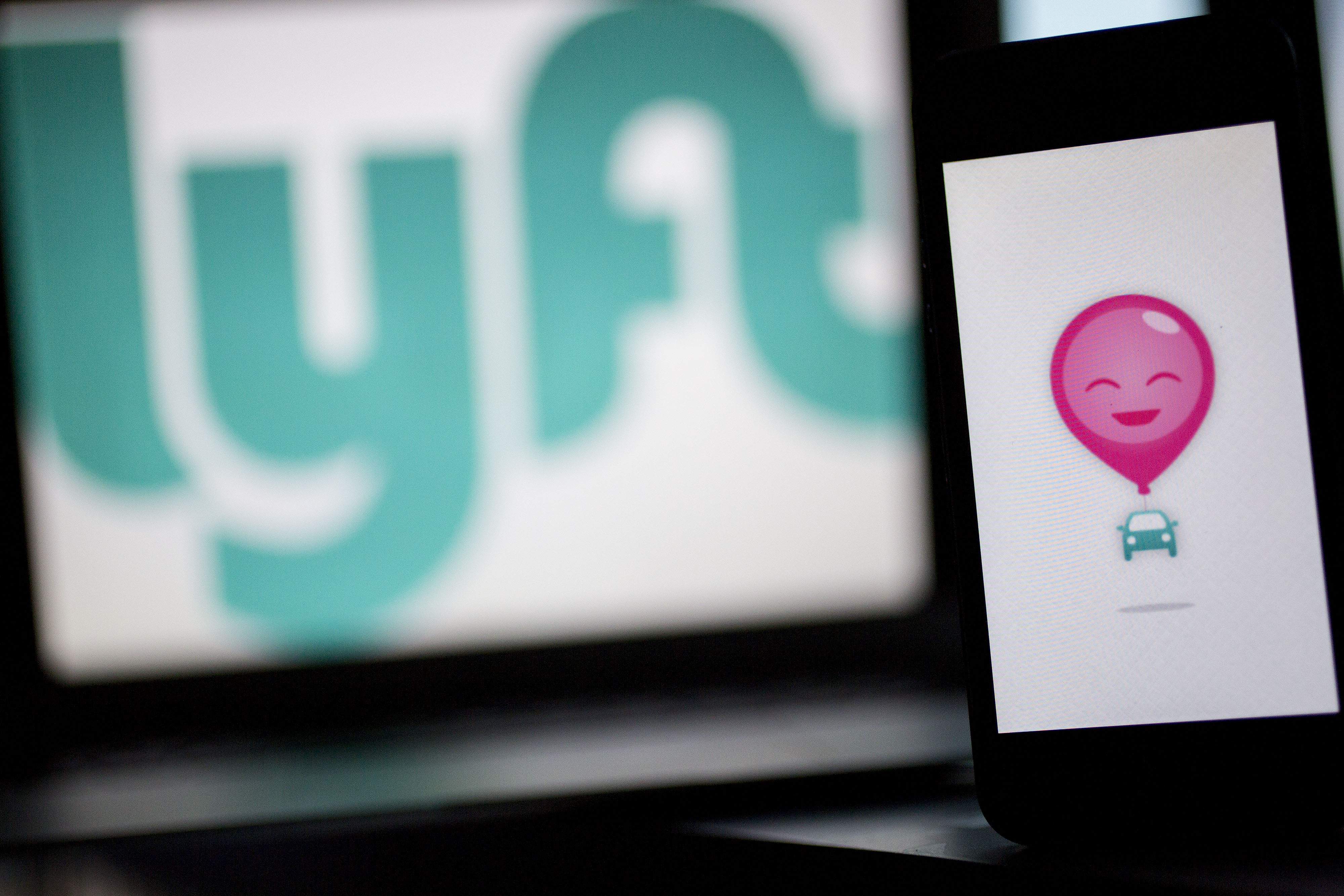 Lyft Gives Up Pink Mustaches To Challenge Uber In New York City