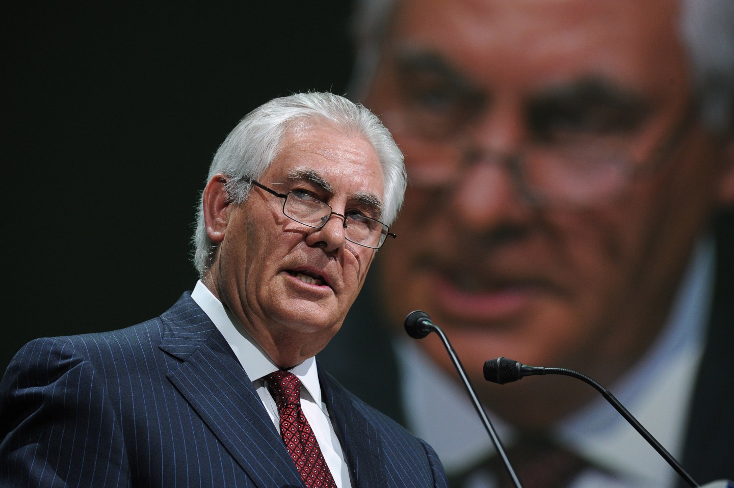 FRANCE-GAS-CONFERENCE