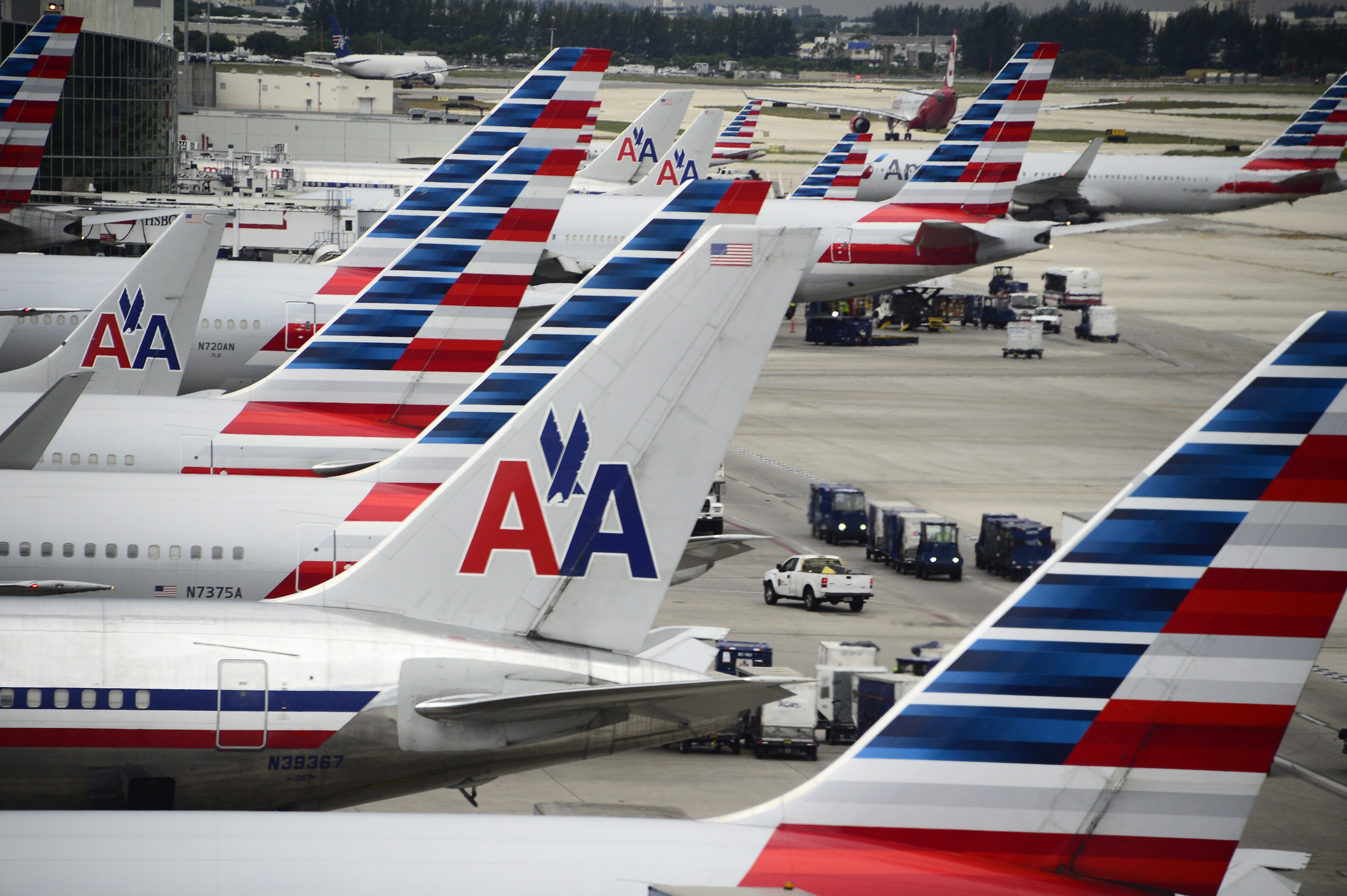 US-AVIATION-AMERICAN AIRLINES
