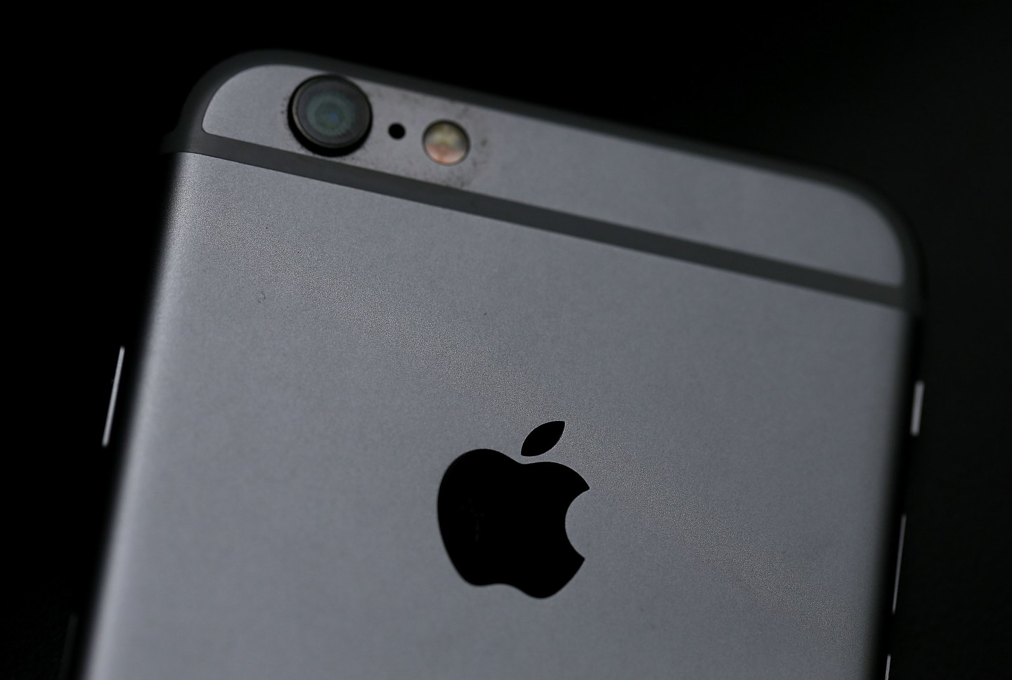 Apple Quarterly Earnings Buoyed By Strong iPhone Sales