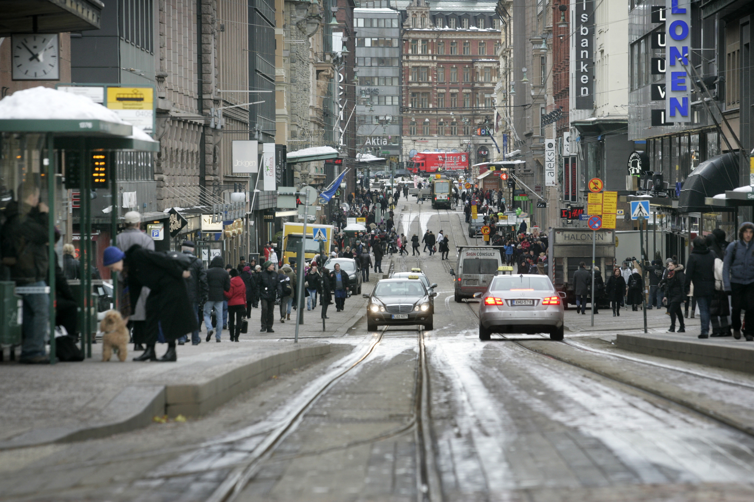 General Retail And Currency In The Finnish Capital