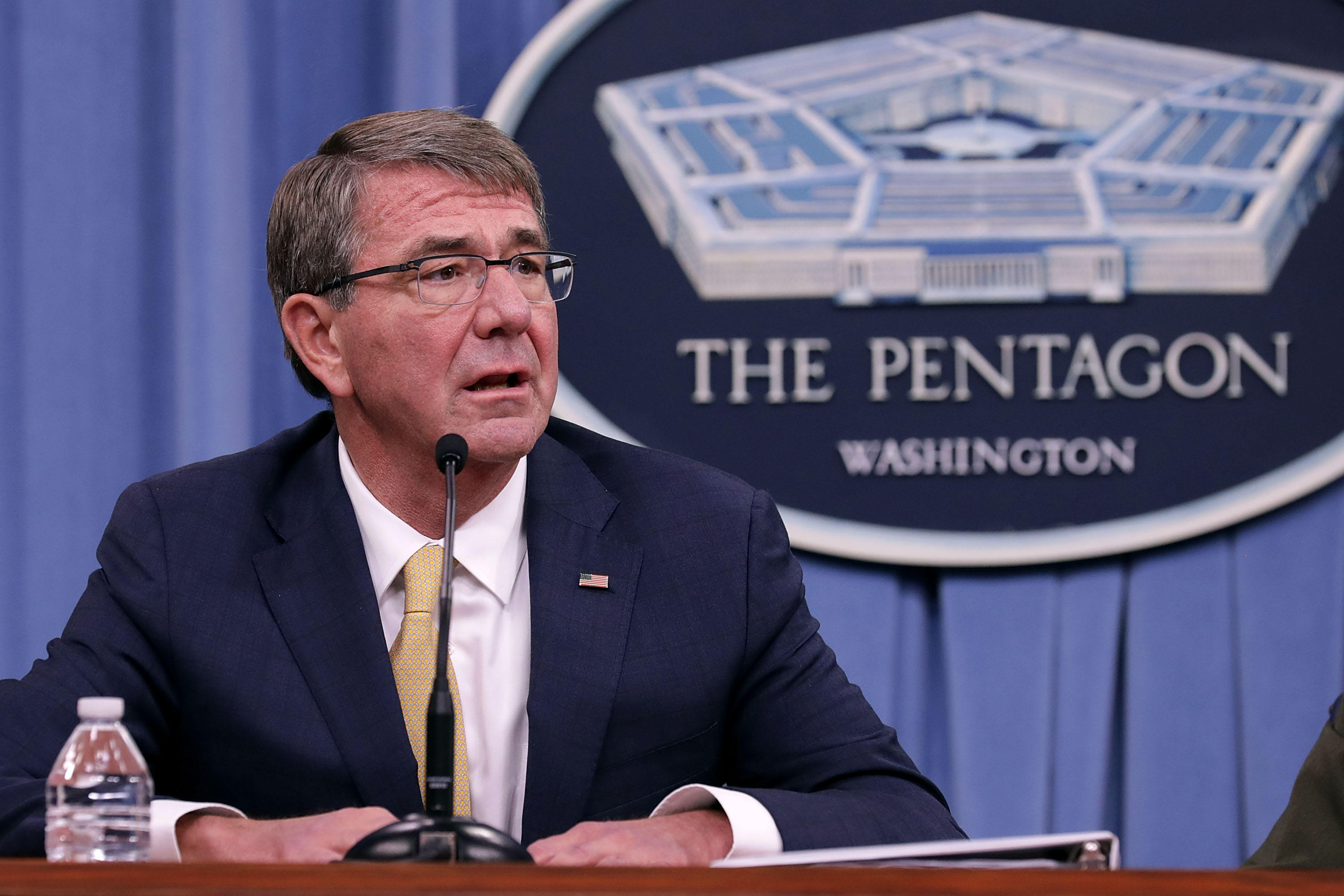 Defense Secretary Carter And Joint Chiefs Chairman Dunford Brief Media