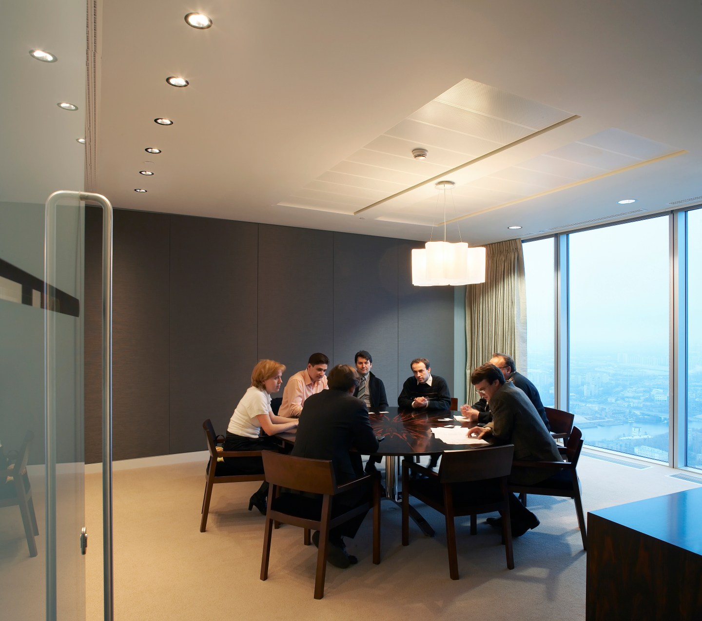 Rencap Offices (Renaissance Capital), Krasnopresnenskaya Nab, MoscowRussia Architect: Swanke Hayden Connell 2009 Rencap Offices Moscow, People Using Meeting Room