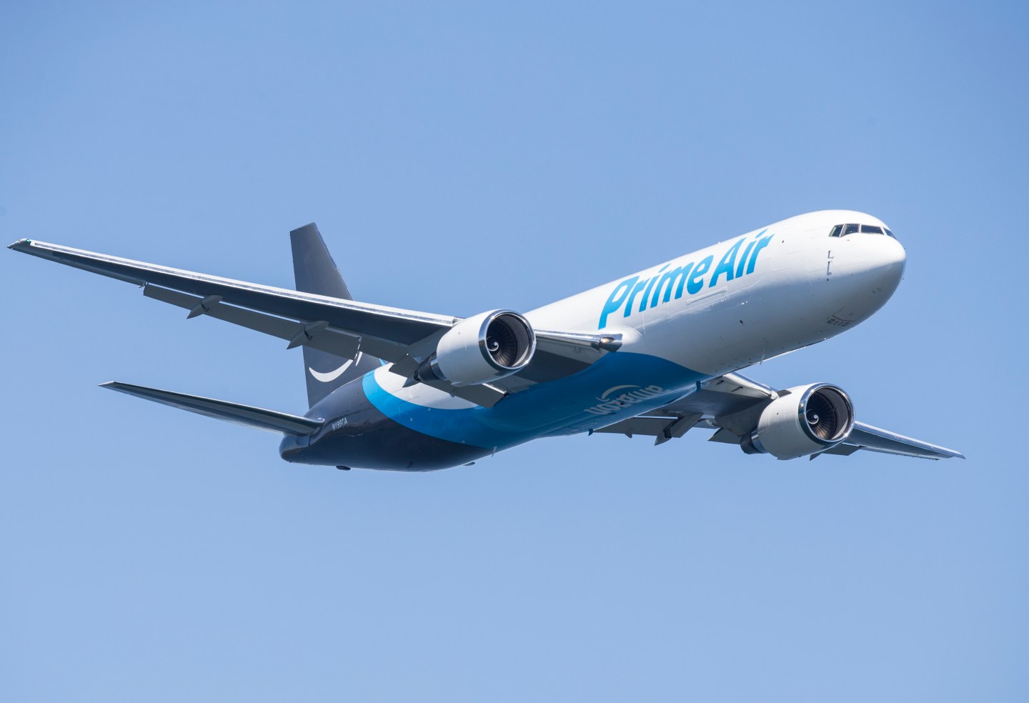 Amazon Branded Cargo Plane Flies in Seattle Seafair's Airshow
