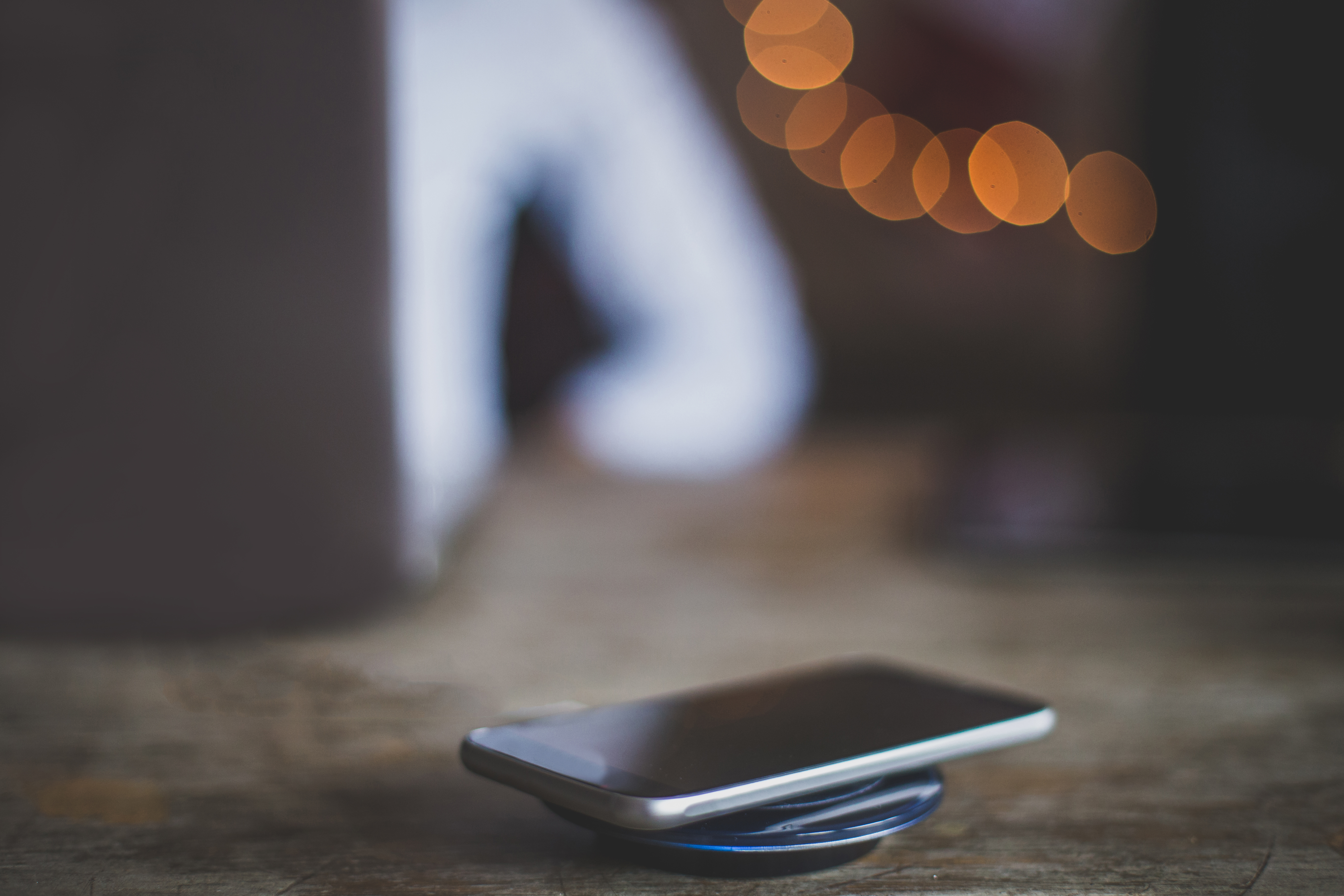 Wireless Charger for smartphone