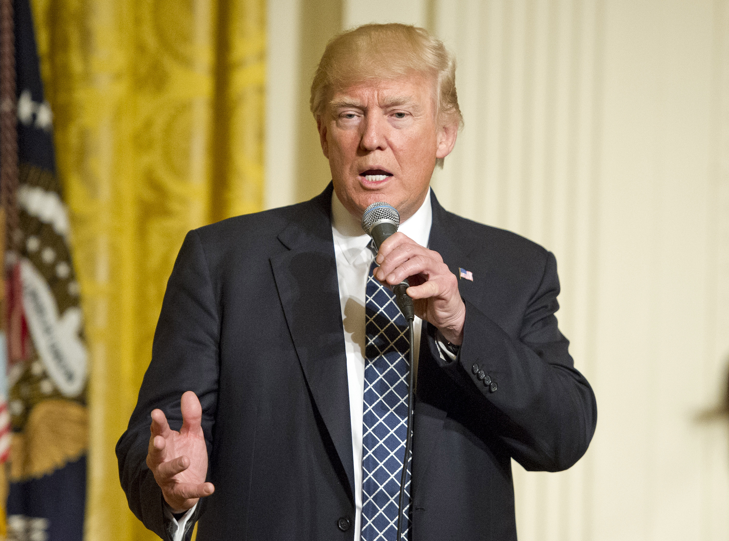 Trump Hosts a Reception for US Senators