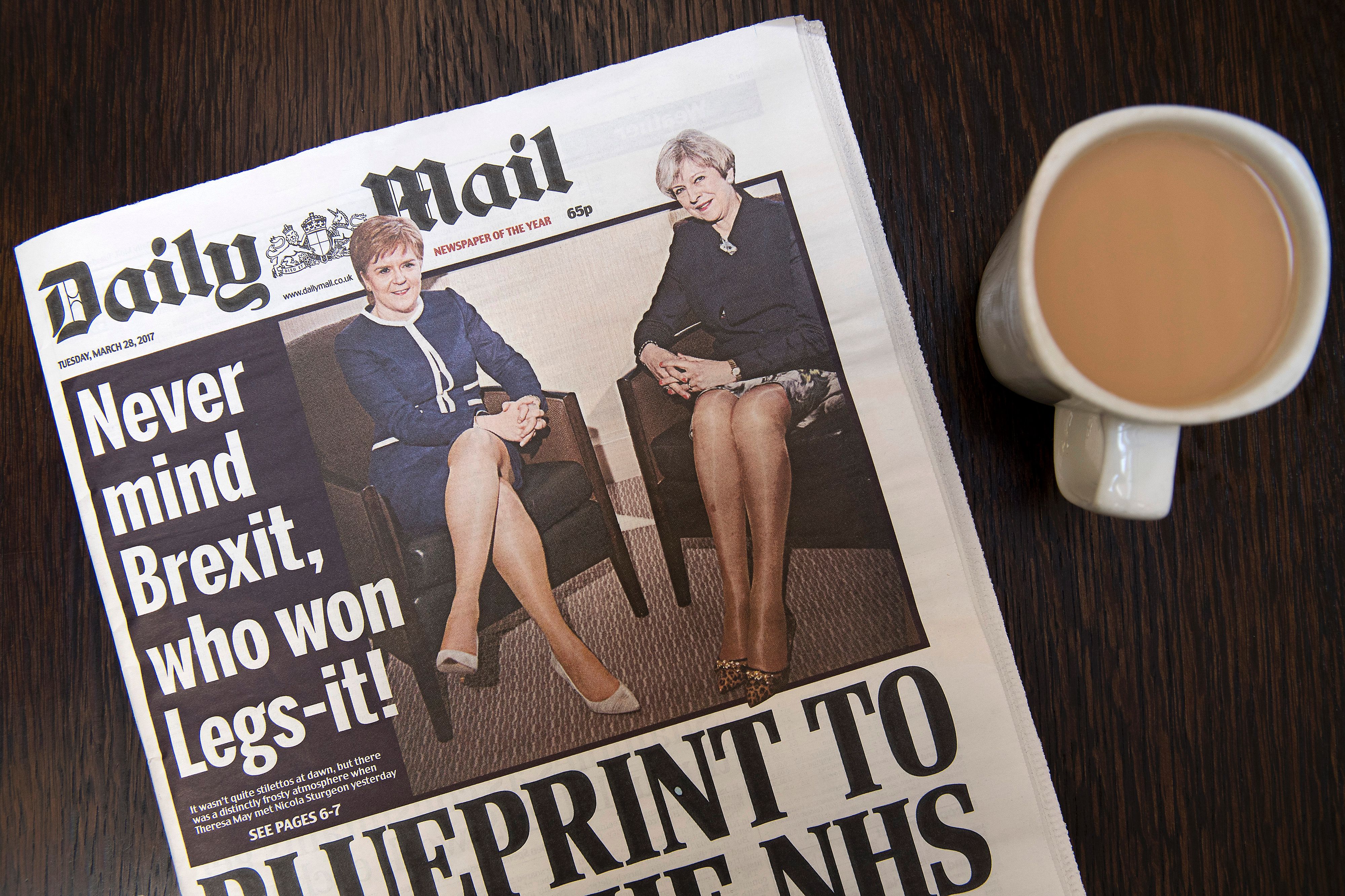 TOPSHOT-BRITAIN-EU-POLITICS-BREXIT-GENDER-NEWSPAPER