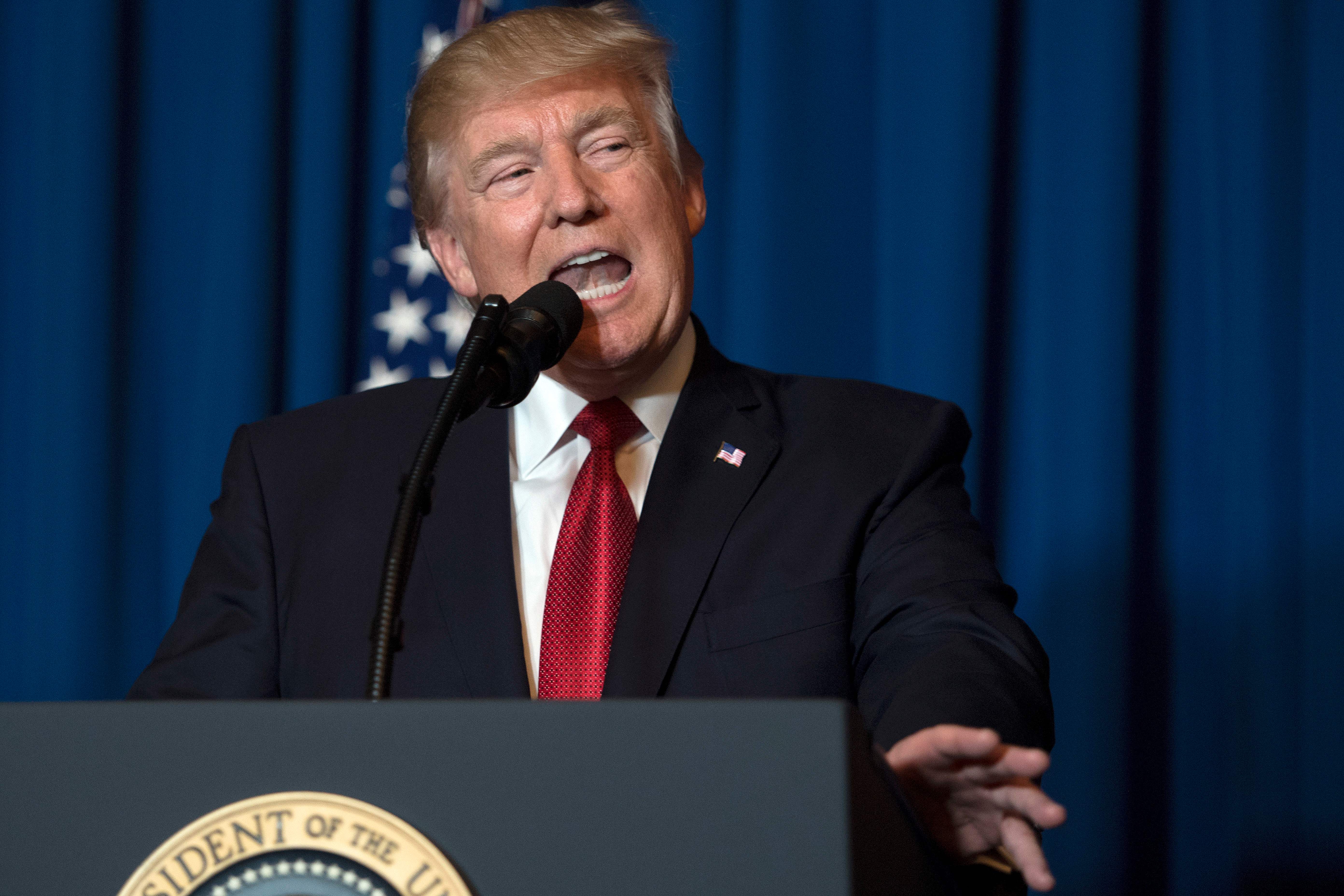 US-SYRIA-CONFLICT-MILITARY-STRIKE-TRUMP