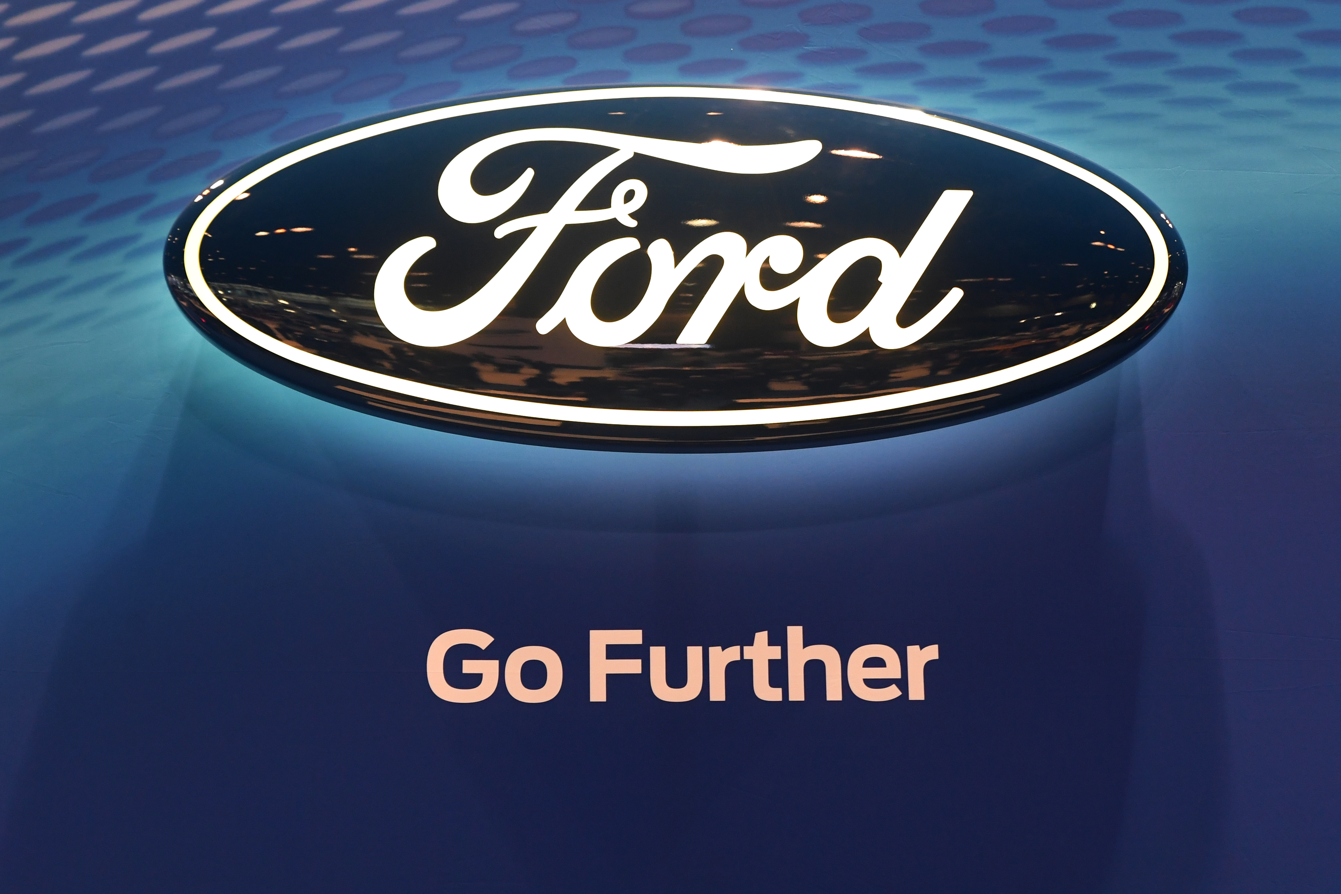 ford logo hybrid police car