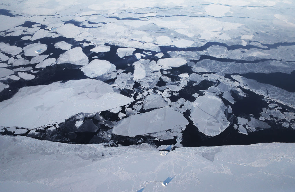 NASA Continues Efforts To Monitor Arctic Ice Loss With Research Flights Over Greenland and Canada