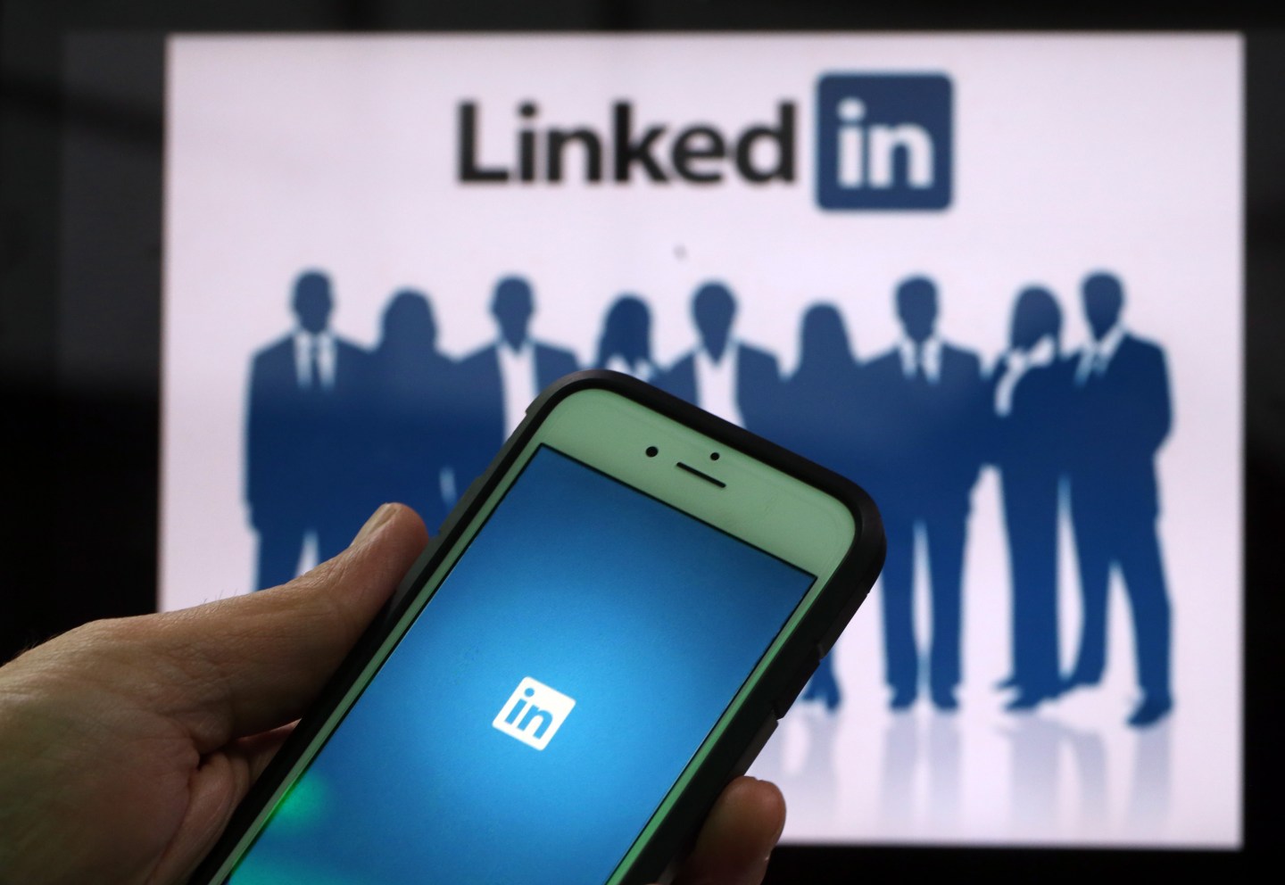 LinkedIn Offering Businesses More Information About Who Visits Their Sites