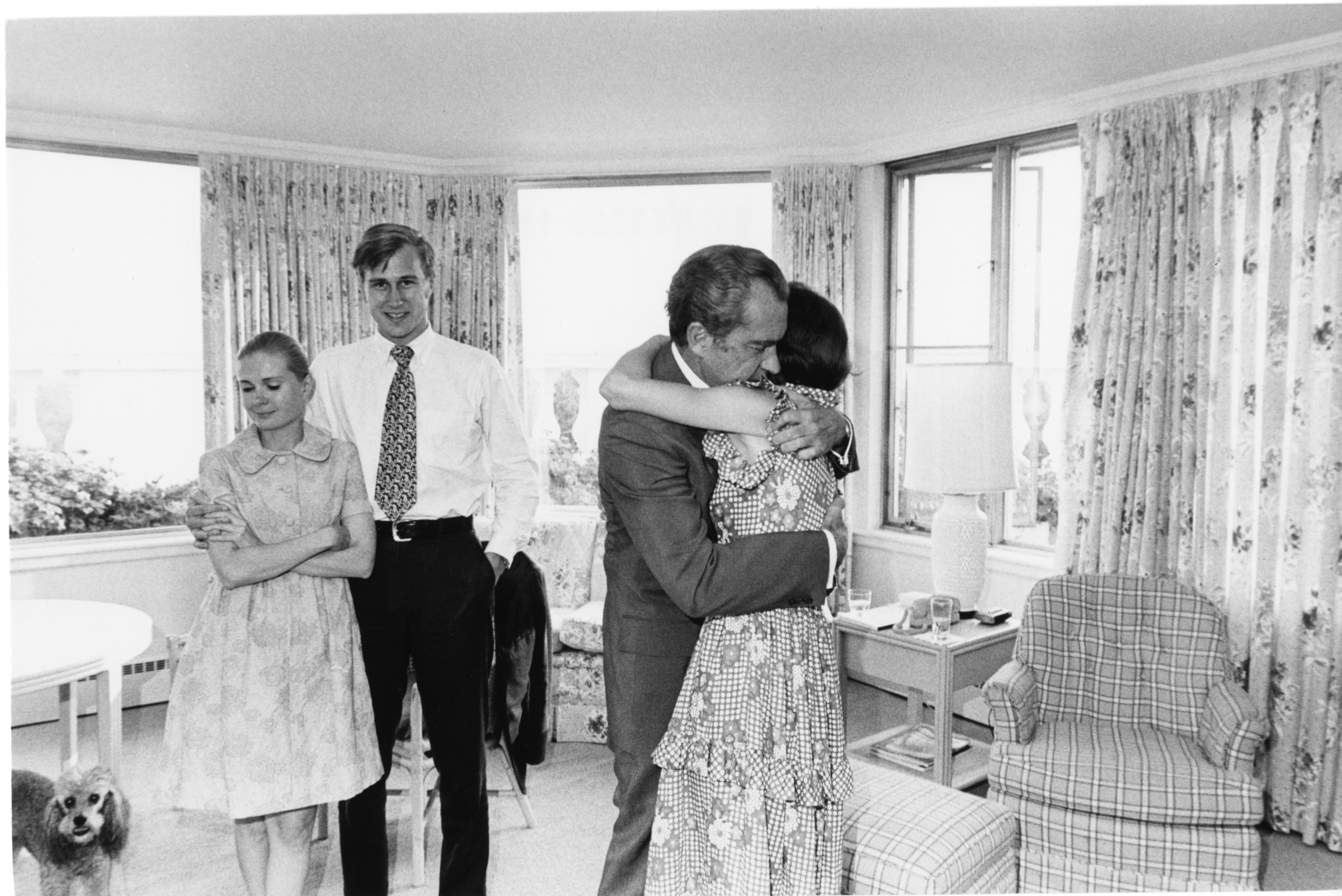 richard nixon, richard nixon facts, watergate, watergate scandal, richard nixon photos, richard nixon photo gallery, richard nixon resignation, white house
