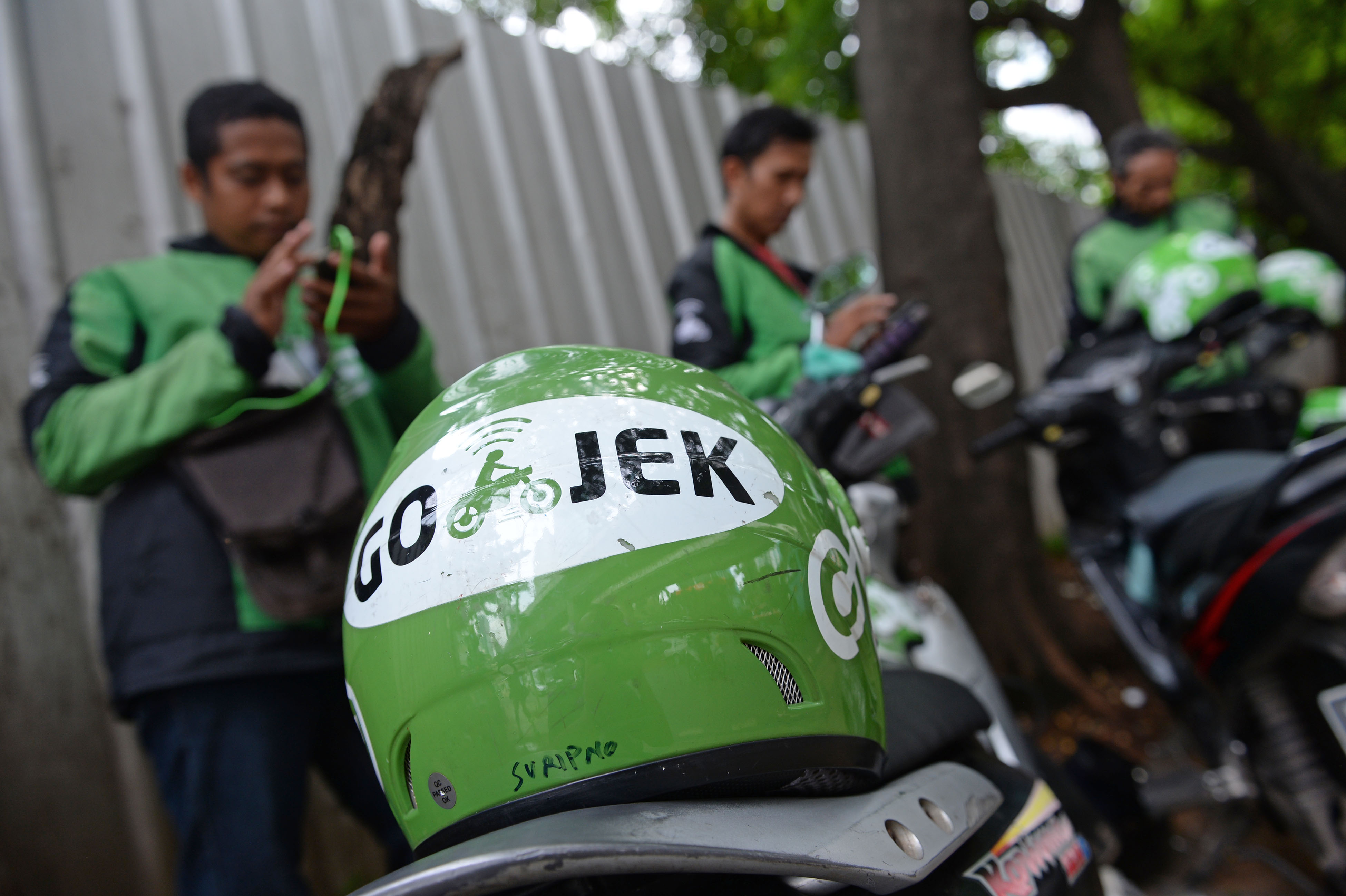 Go-Jek Chief Executive Officer Nadiem Makariem Portraits And Operations In Jakarta