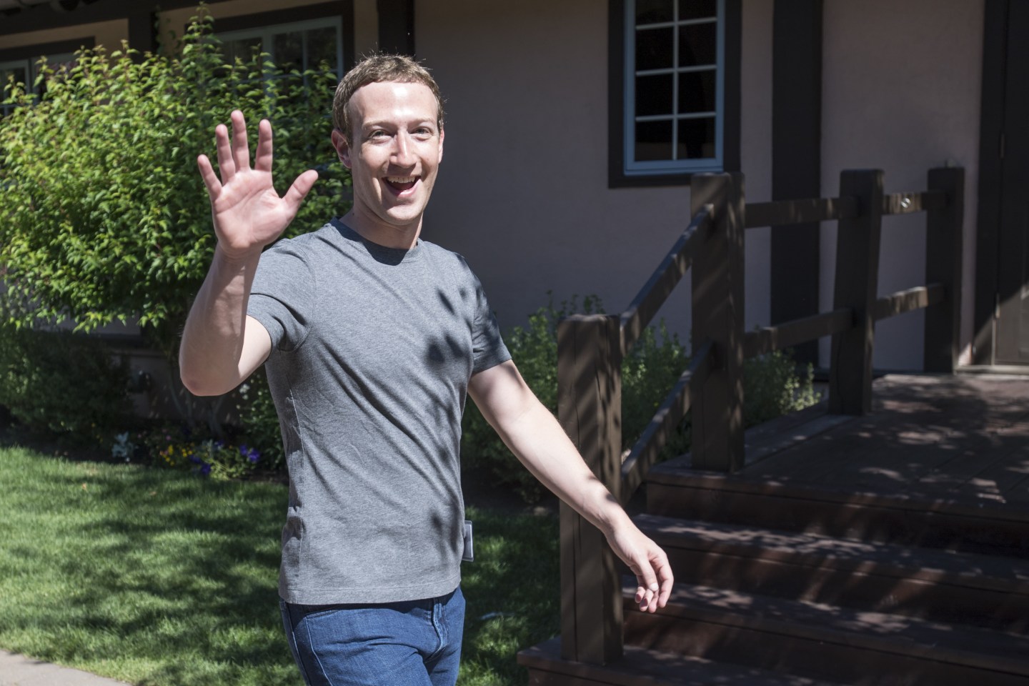 Mark Zuckerberg: Tech Doesn’t Create Jobs, But It Does Increase Pay