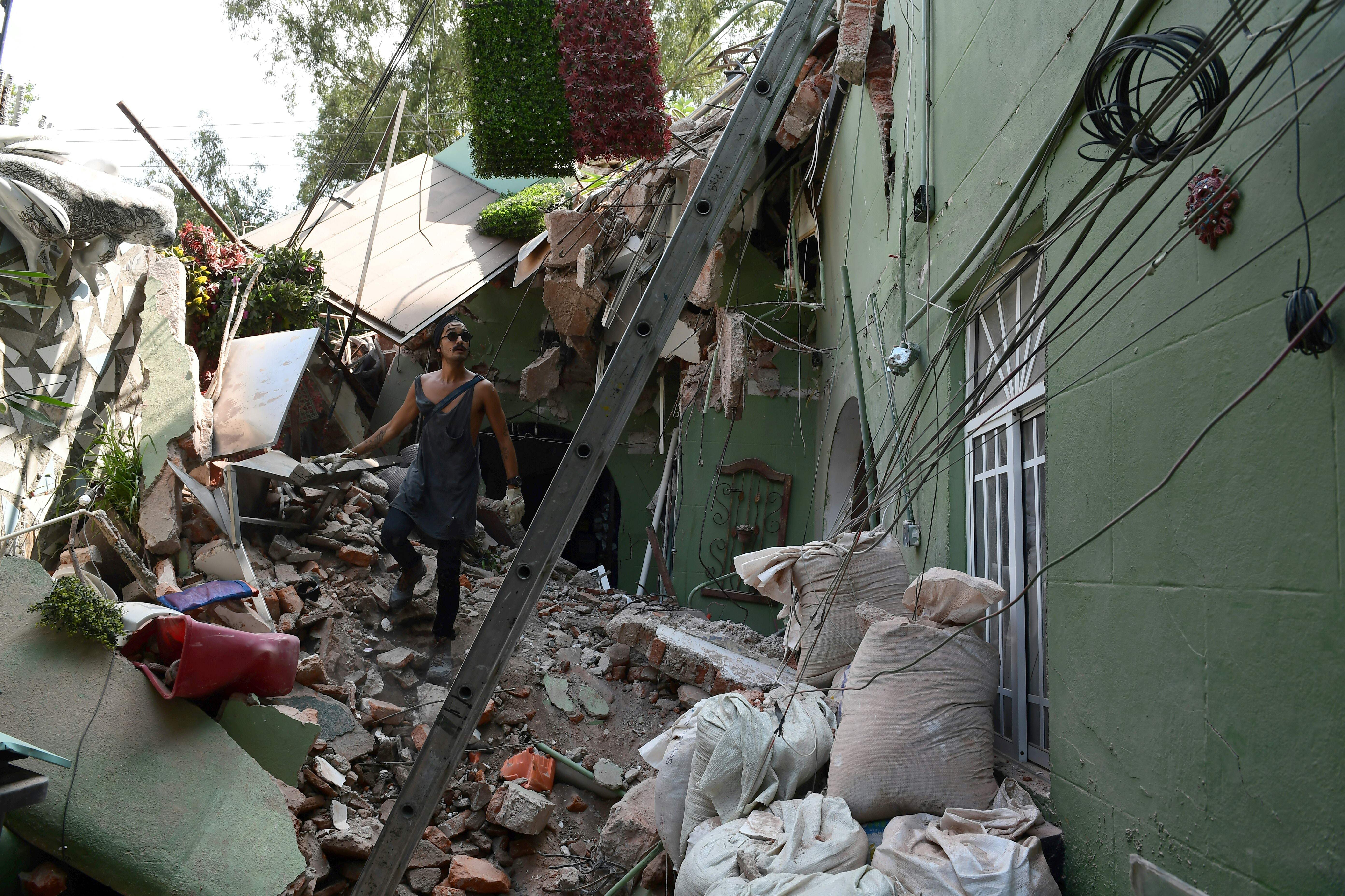 MEXICO-QUAKE