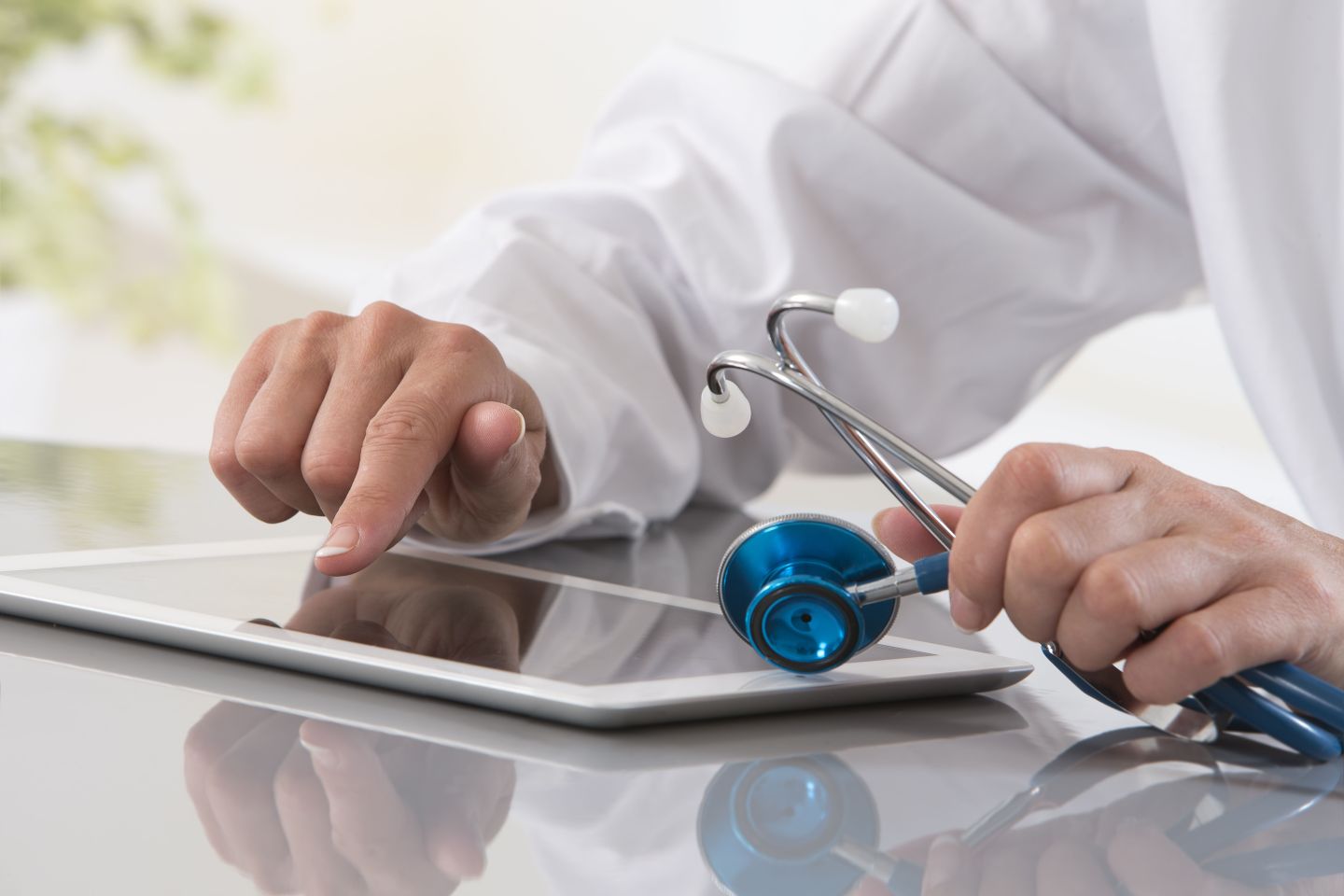 Tablet computing doctor