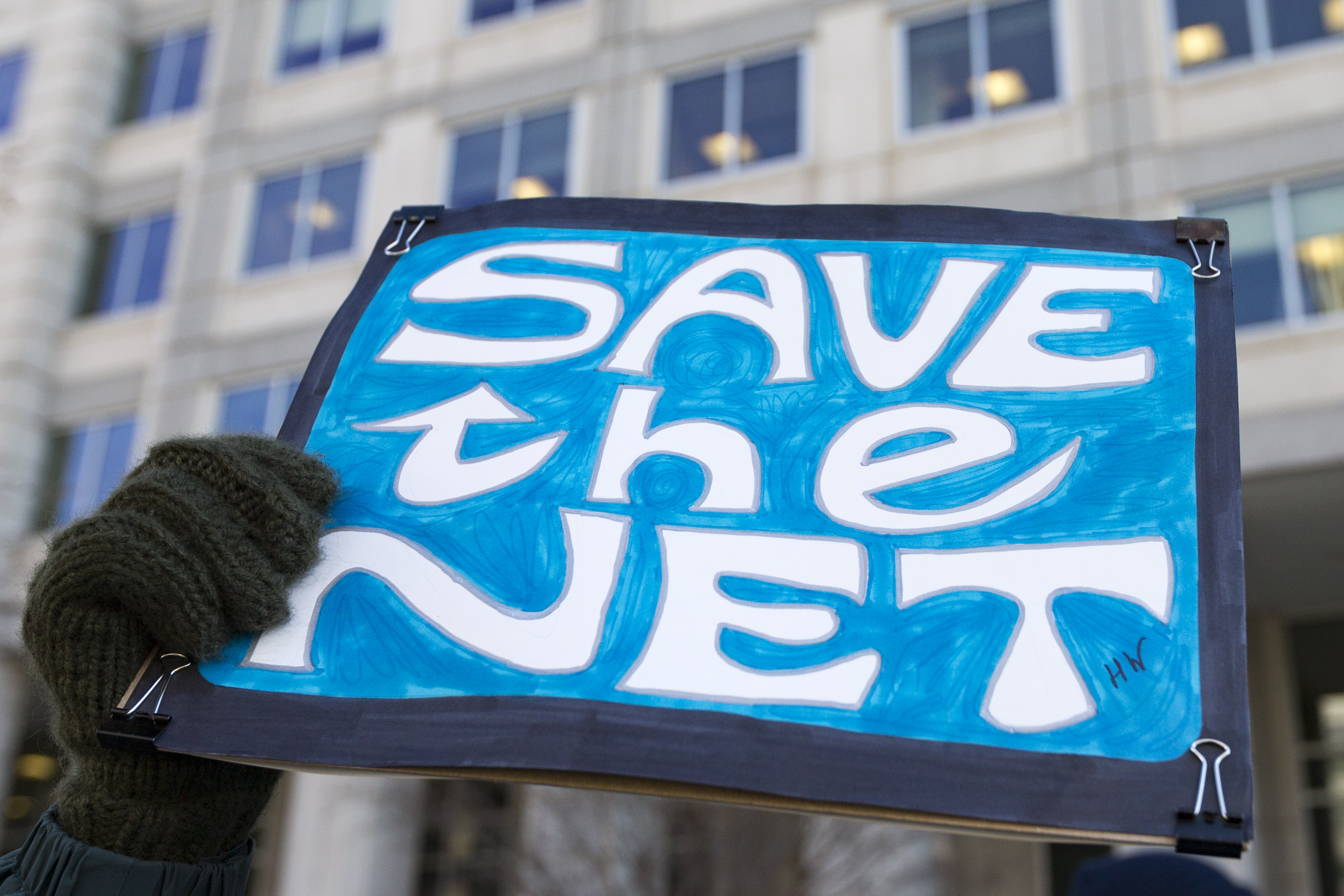 TOPSHOT-US-POLITICS-PROTEST-FCC