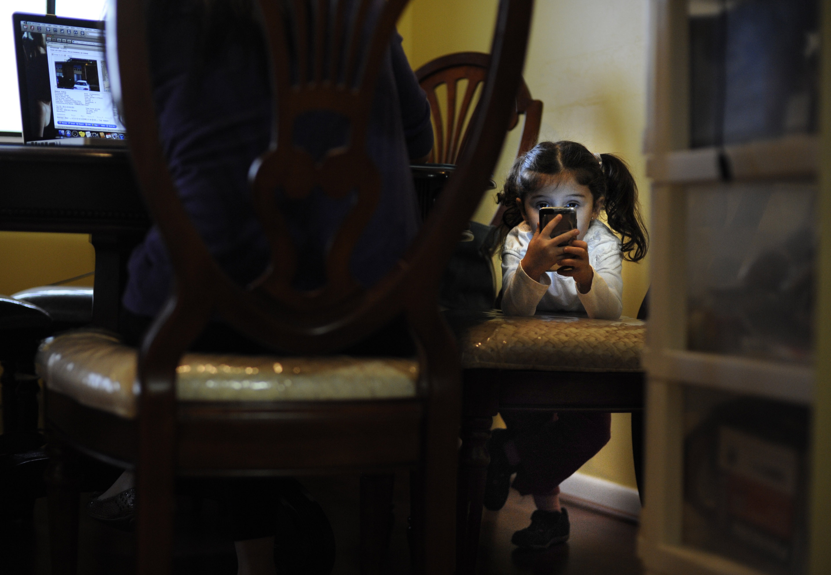kids with apps