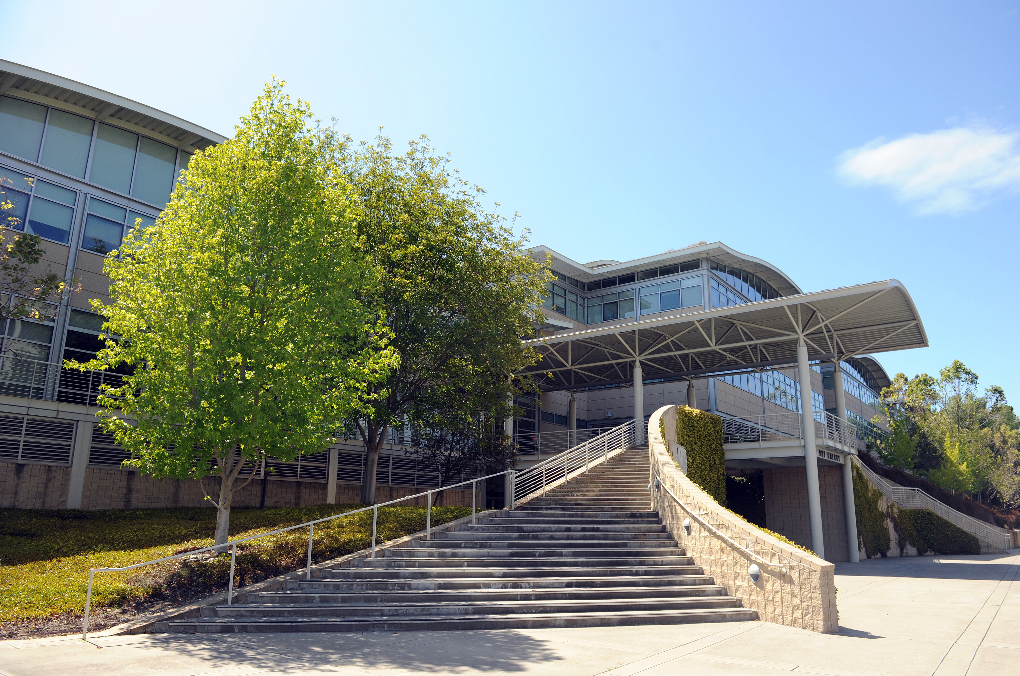 Youtube headquaters is pictured in San B