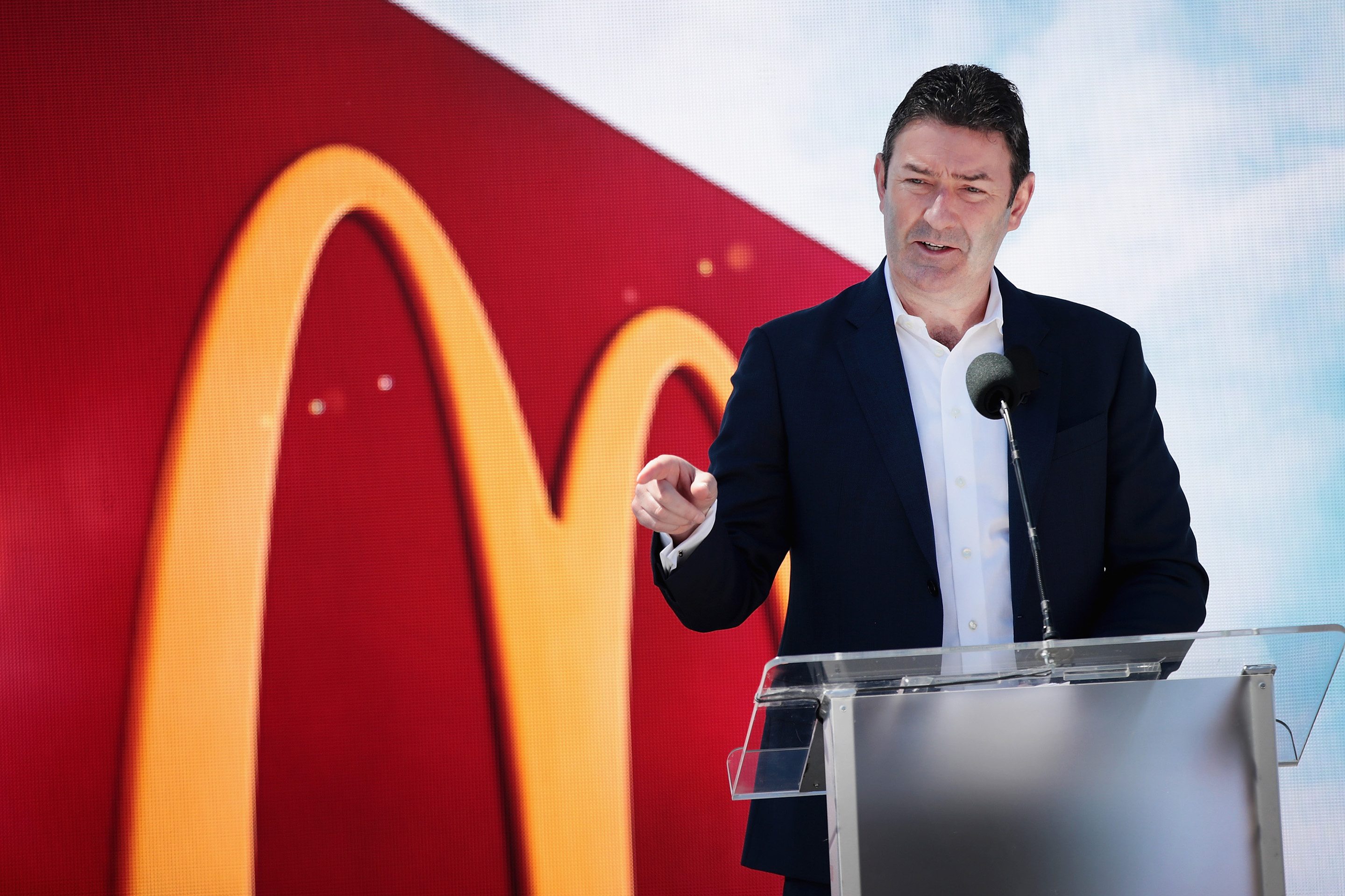 mcdonalds-corporate-layoffs-chicago-hq