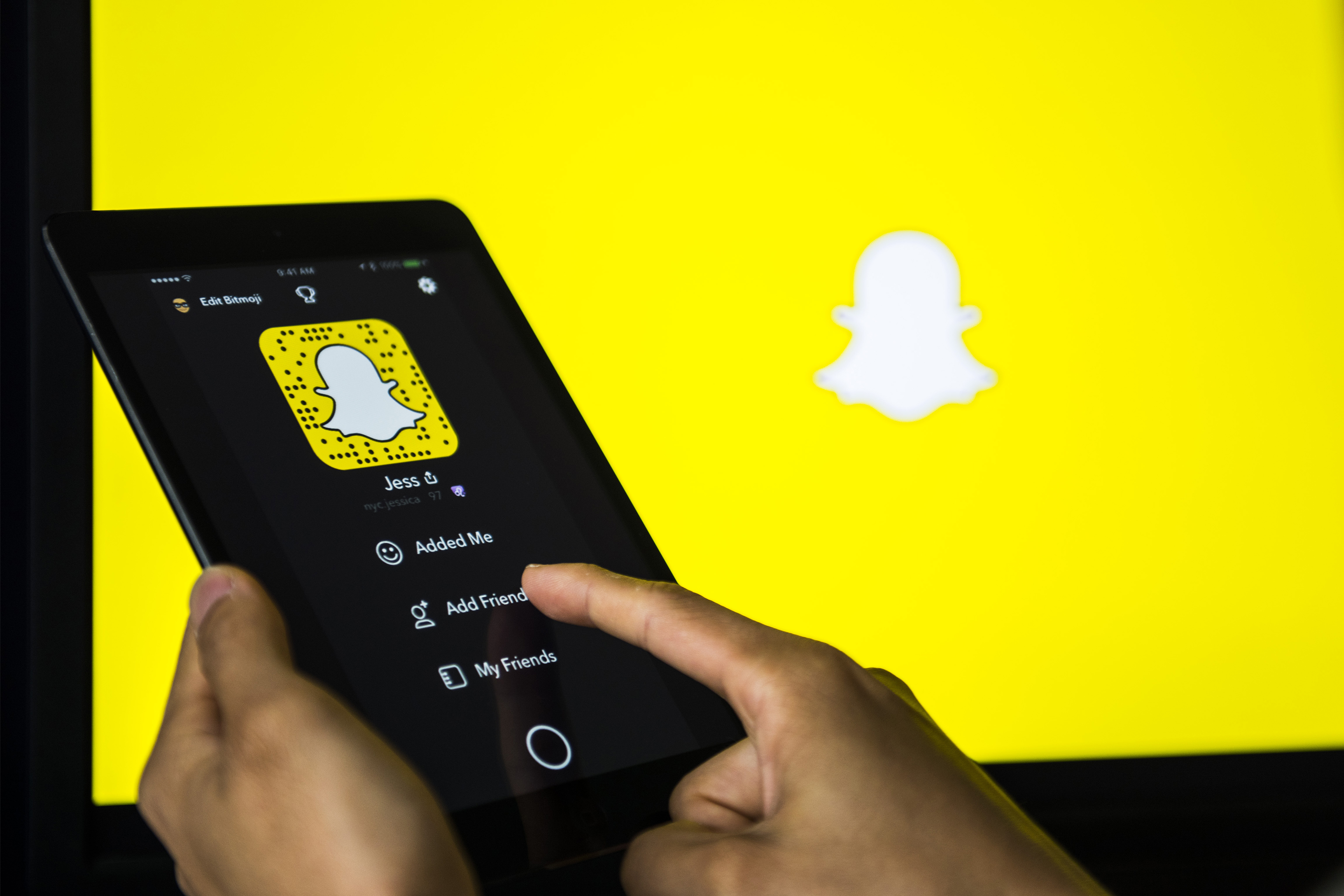 snapchat-user