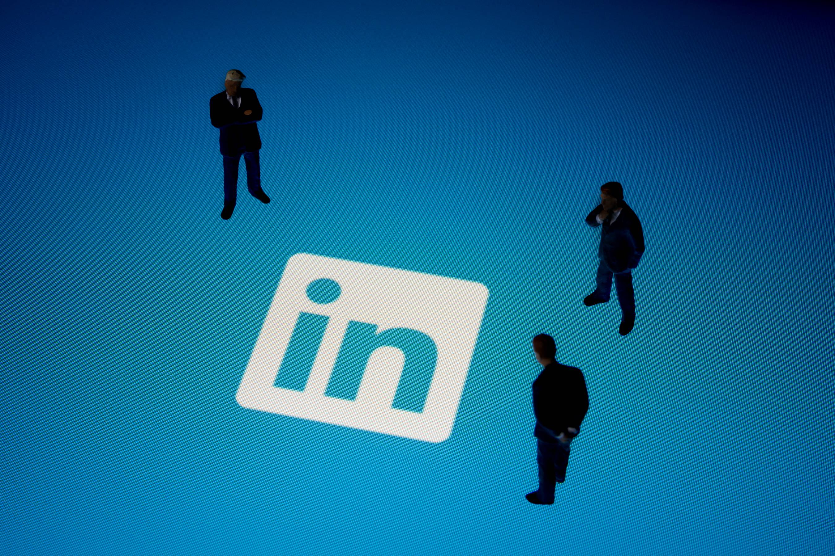 china-linkedin-american-spies