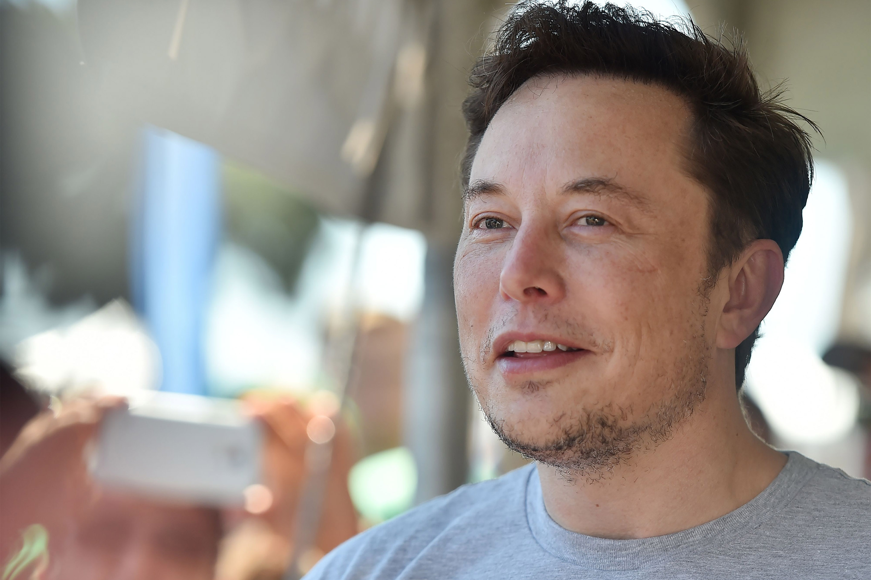 elon-musk-tesla-private