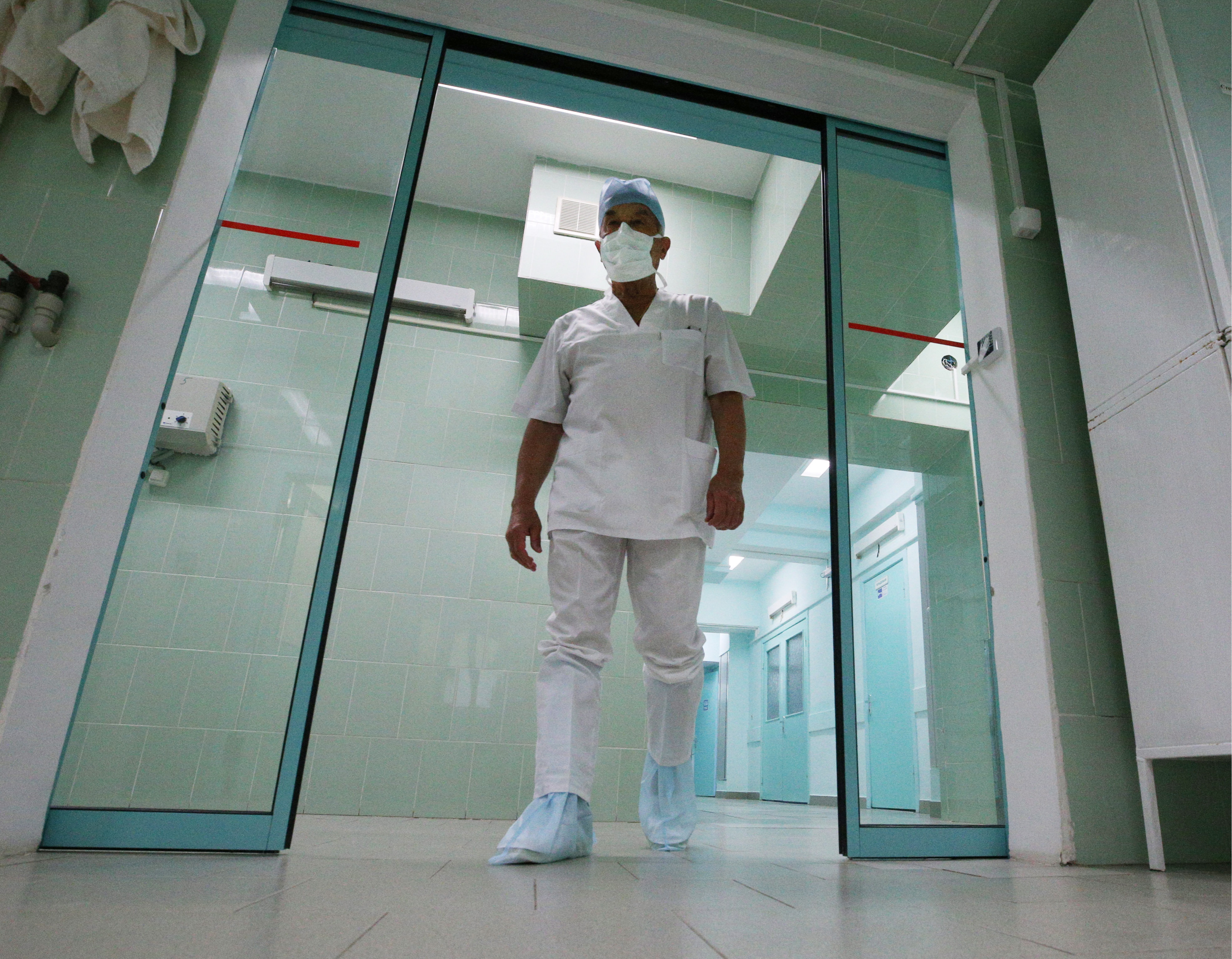 Surgeon Alexander Dyuzhikov, 76, heads Rostov-on-Don Regional Cardiac Centre