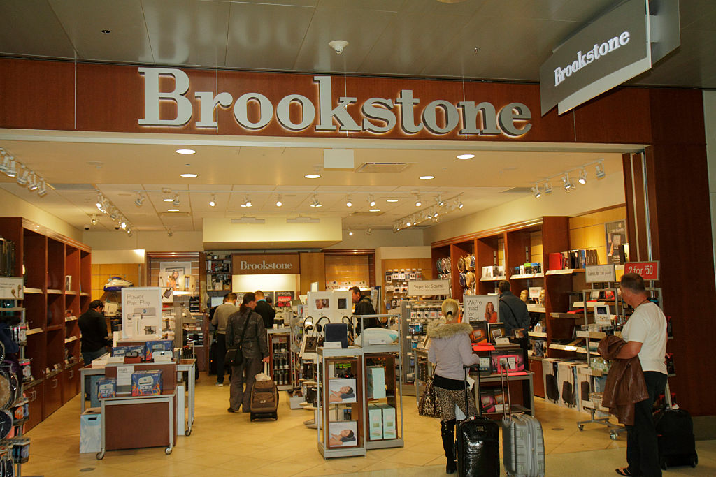 Miami International Airport, Brookstone.