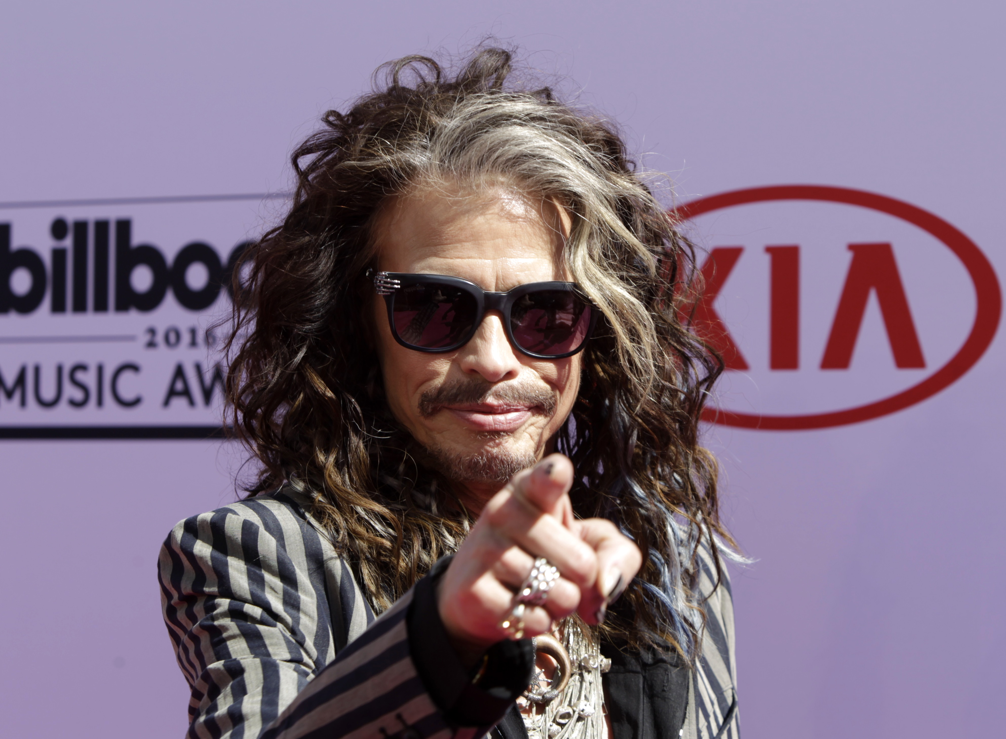 Musician Steven Tyler arrives at the 2016 Billboard Awards in Las Vegas