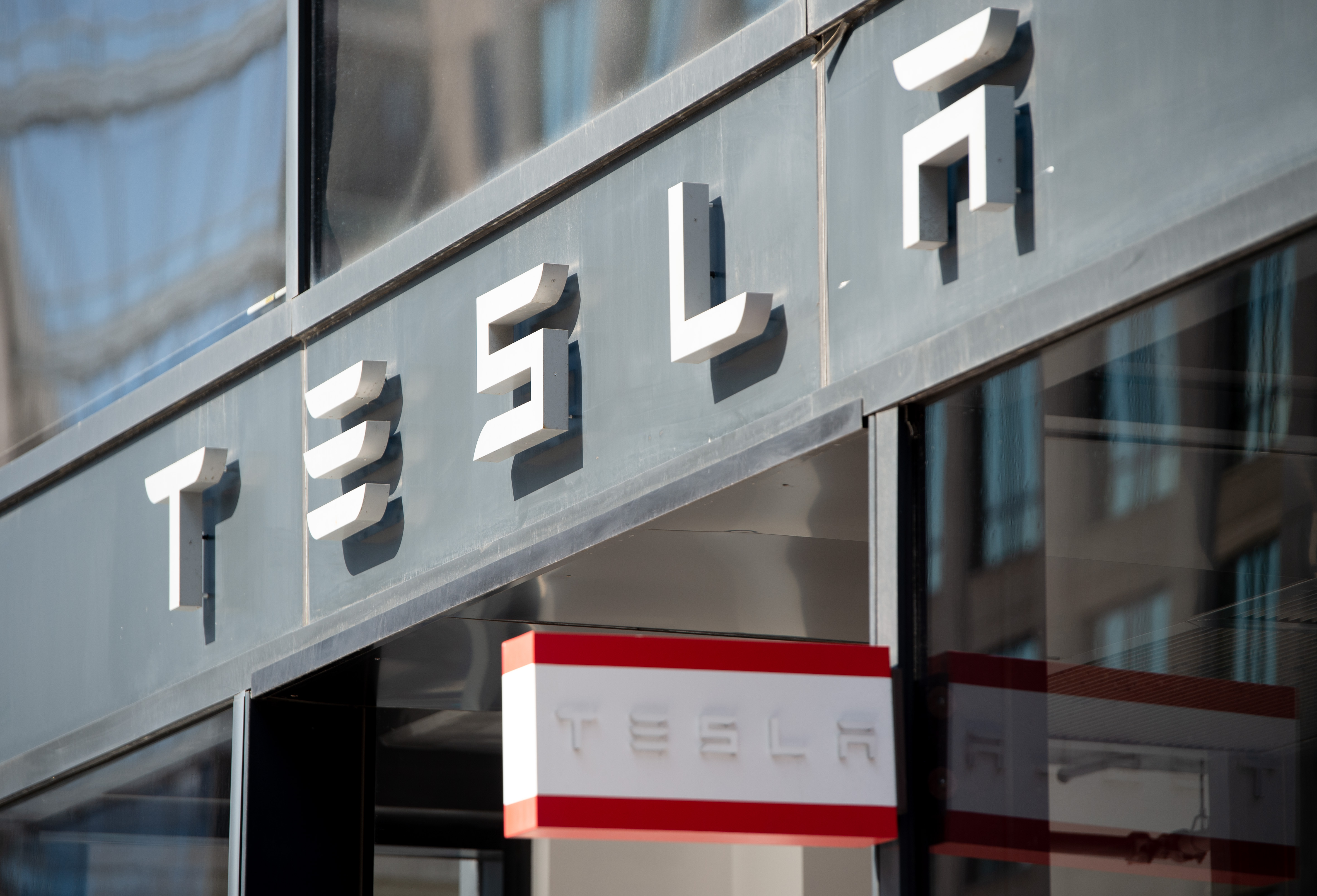 US-AUTOMOBILE-MERGER-TESLA