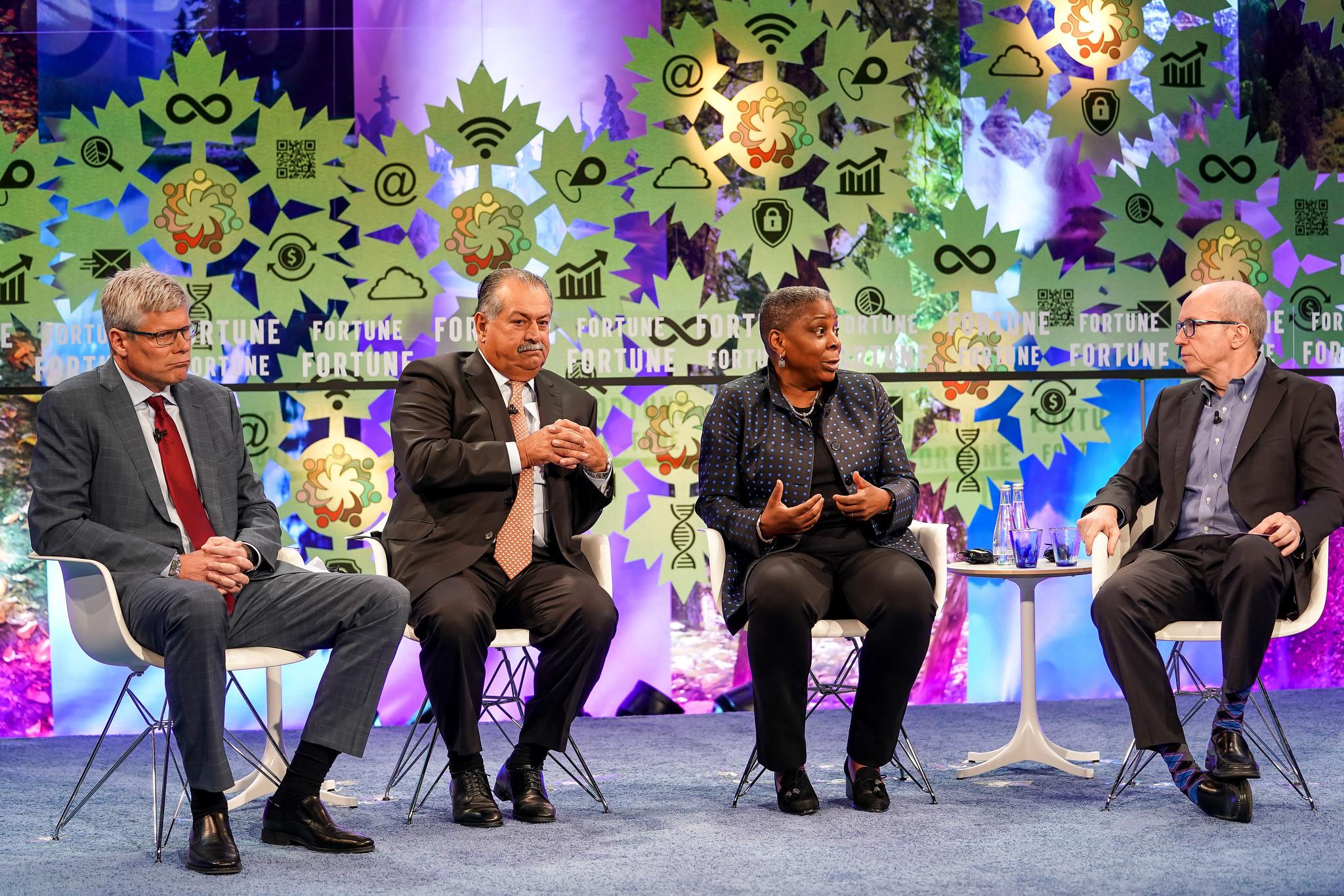 Ursula Burns, Chairwoman, VEON; Director, Uber and Diageo; Former Chairman and CEO, Xerox Corporation; Andrew Liveris, Former Chairman and CEO, Dow Chemical; Steve Mollenkopf, Chief Executive Officer, Qualcomm; Moderator: Alan Murray, Fortune. Fortune Global Forum 2018. Toronto, Canada. October 16th, 2018.