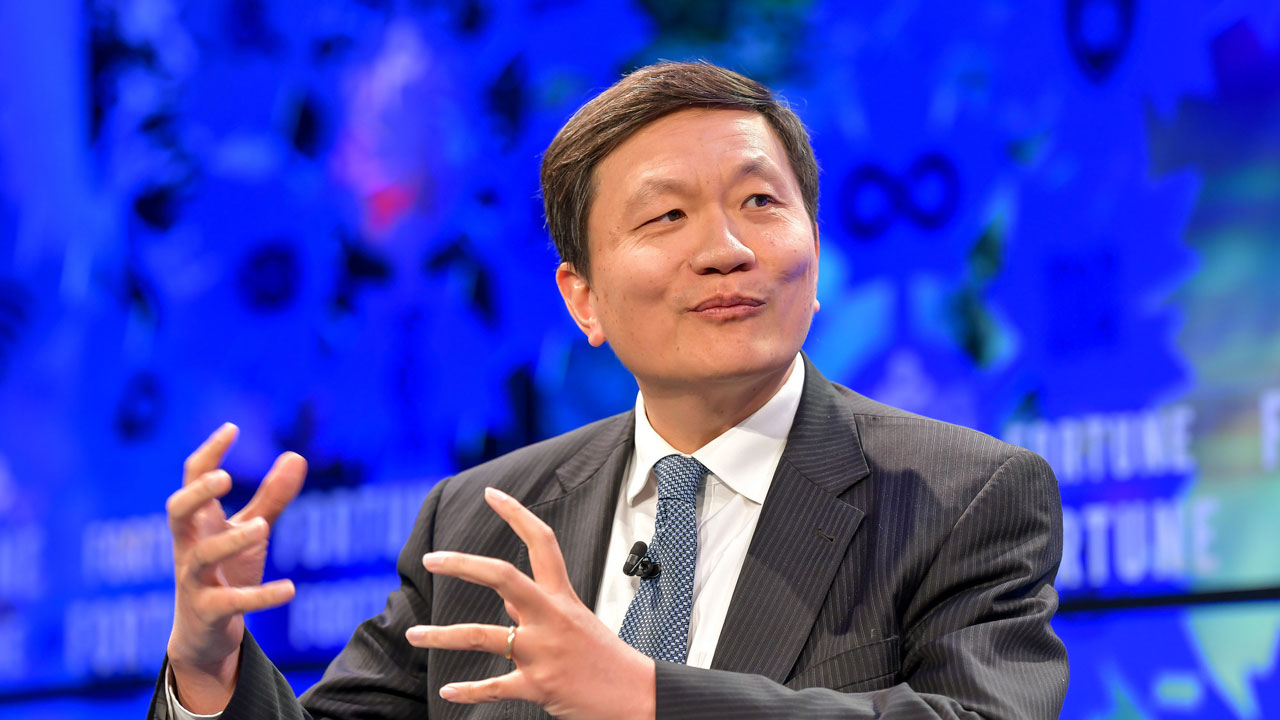 Ning Tang in discussion with Andrea Stairs and Phil Wahba at Fortune Global Forum on October 16, 2018.