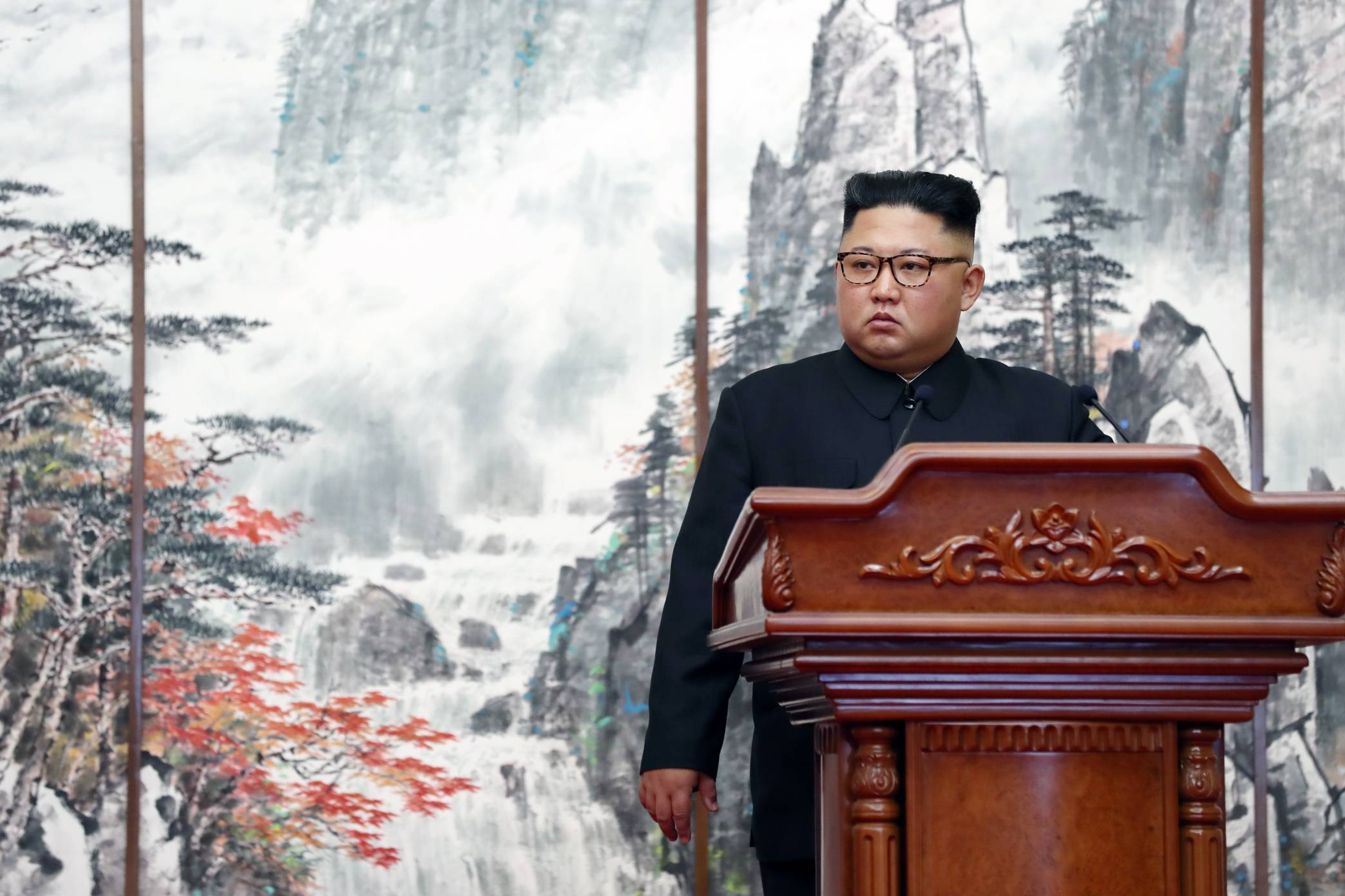 North And South Korean Leaders Meet For Third Summit In Pyongyang