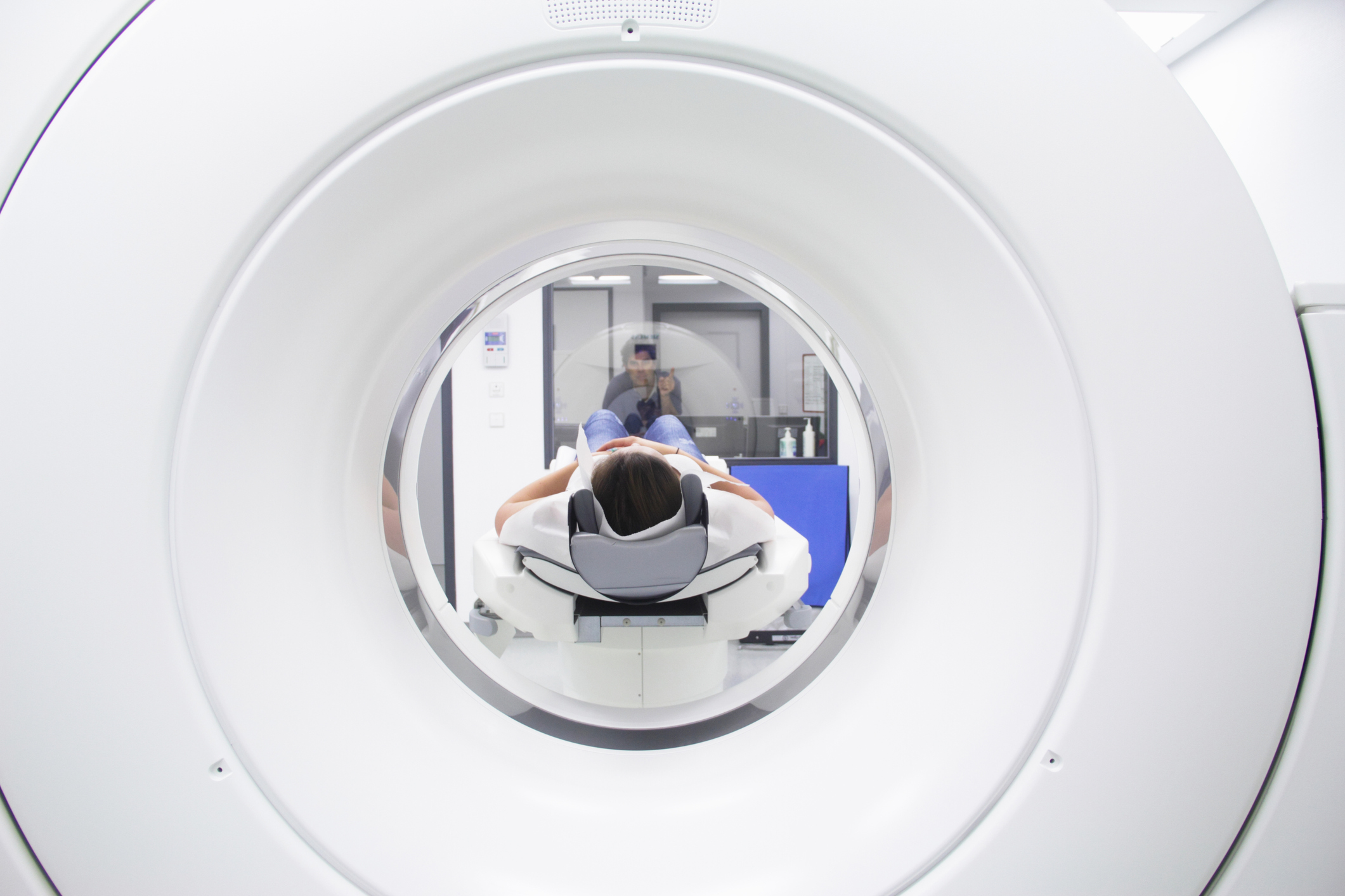 Patient moving in to MRI machine