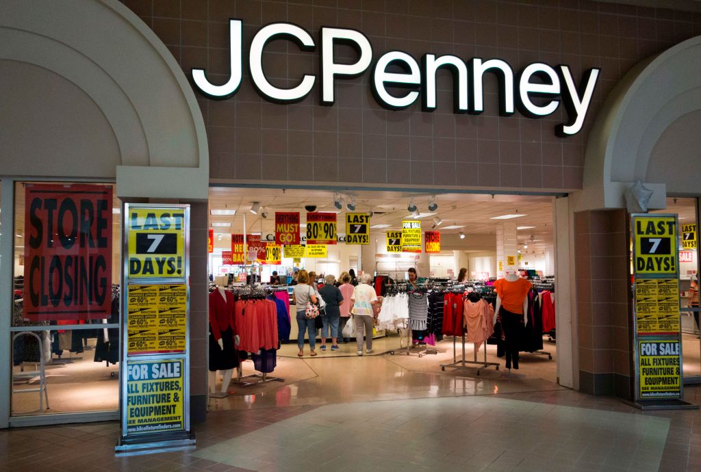 US-RETAIL-MALLS