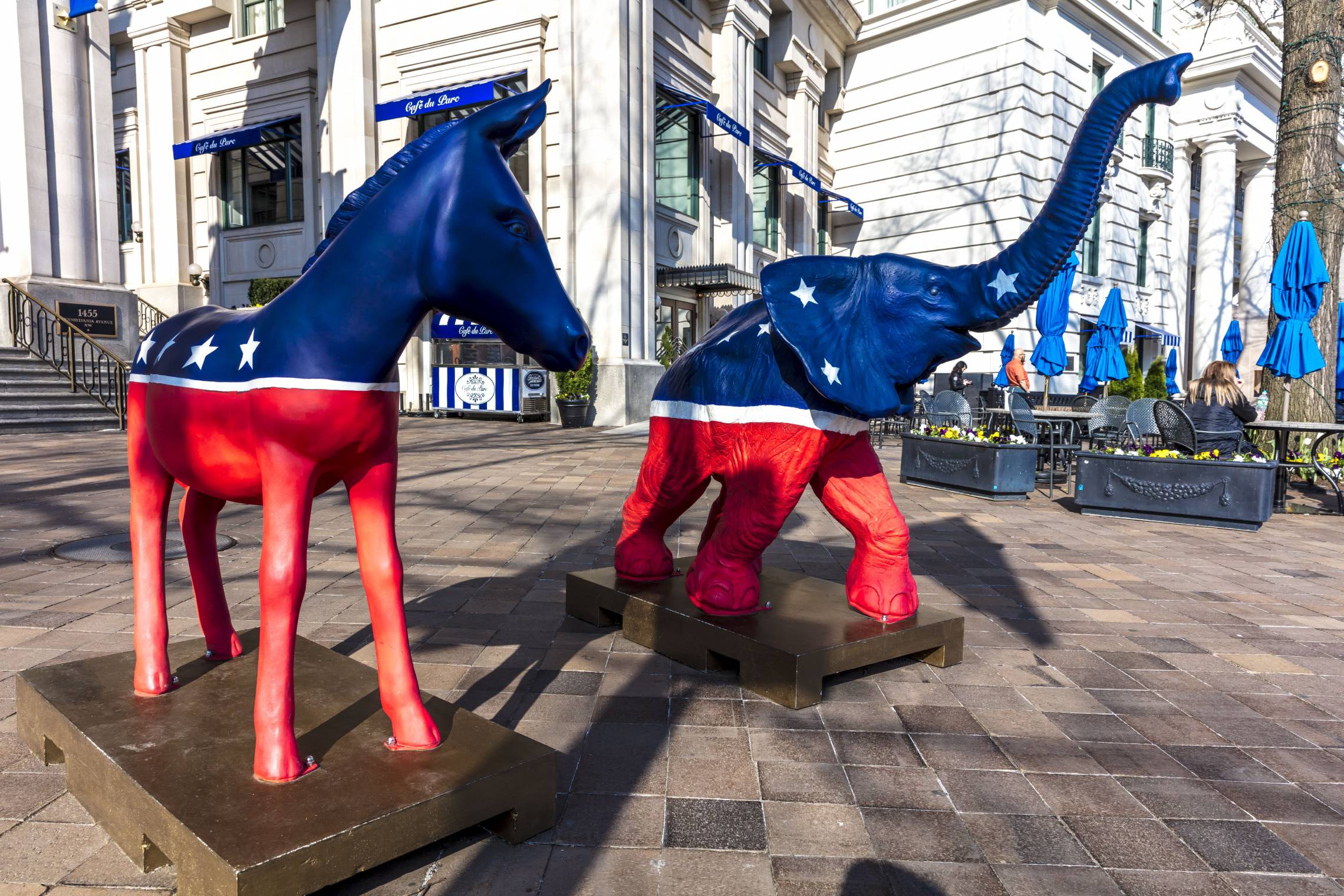 WASHINGTON DC, Democratic Mule and Republican Elephant statues symbolize American