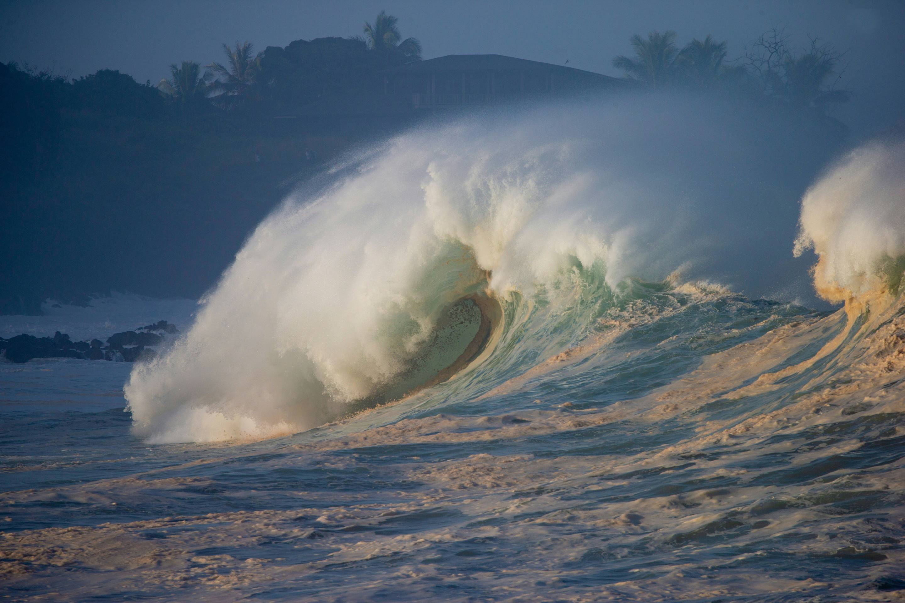 US-SURFING-HAWAII