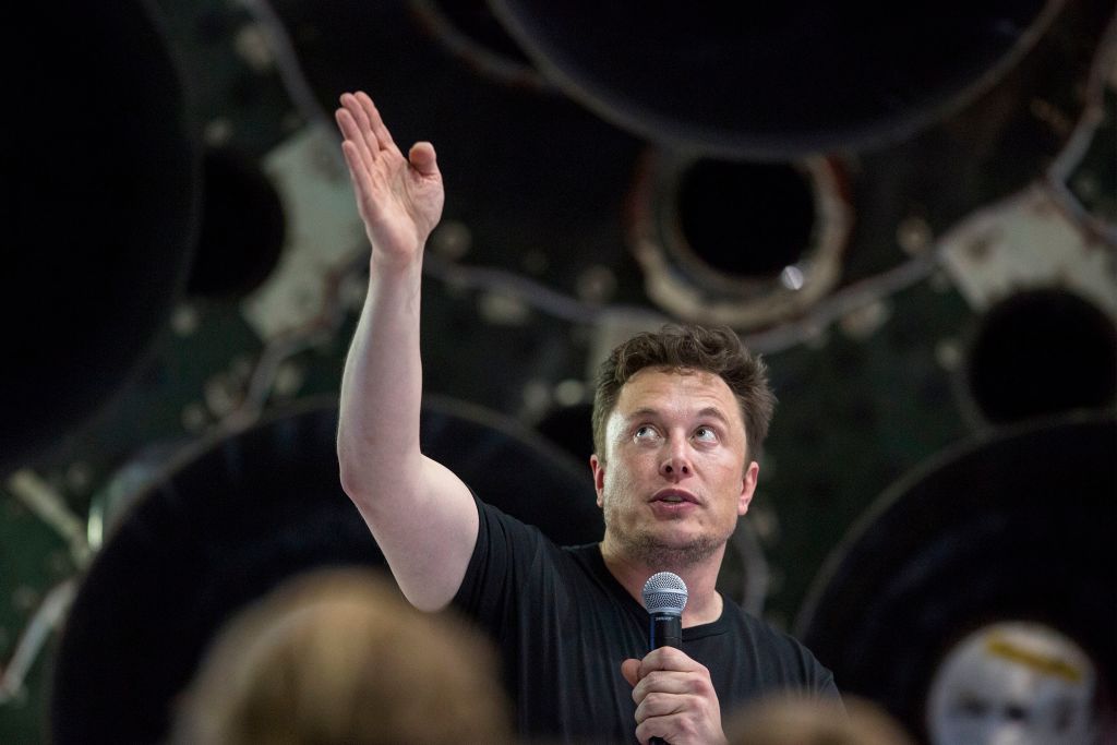 US-SPACE-AEROSPACE-SPACEX-MOON-JAPAN-PEOPLE