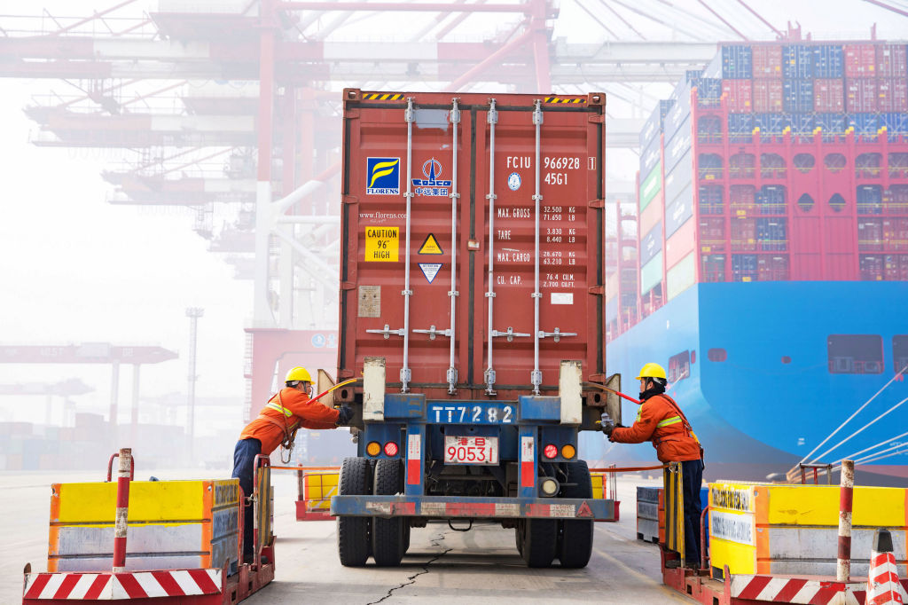 China's Foreign Trade Up 9.7% In 2018