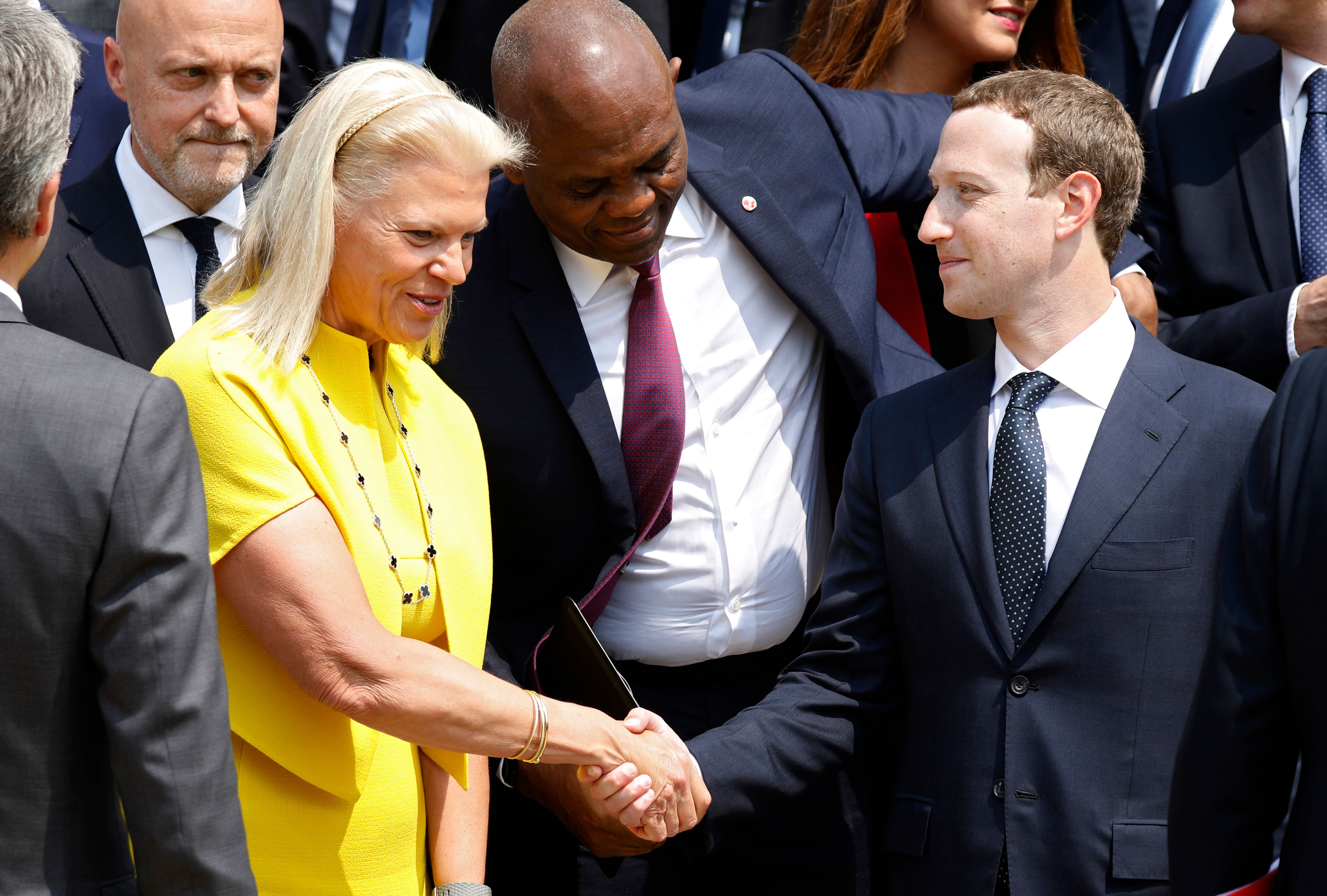 FRANCE-GOVERNMENT-TECHNOLOGY-POLITICS-ECONOMY