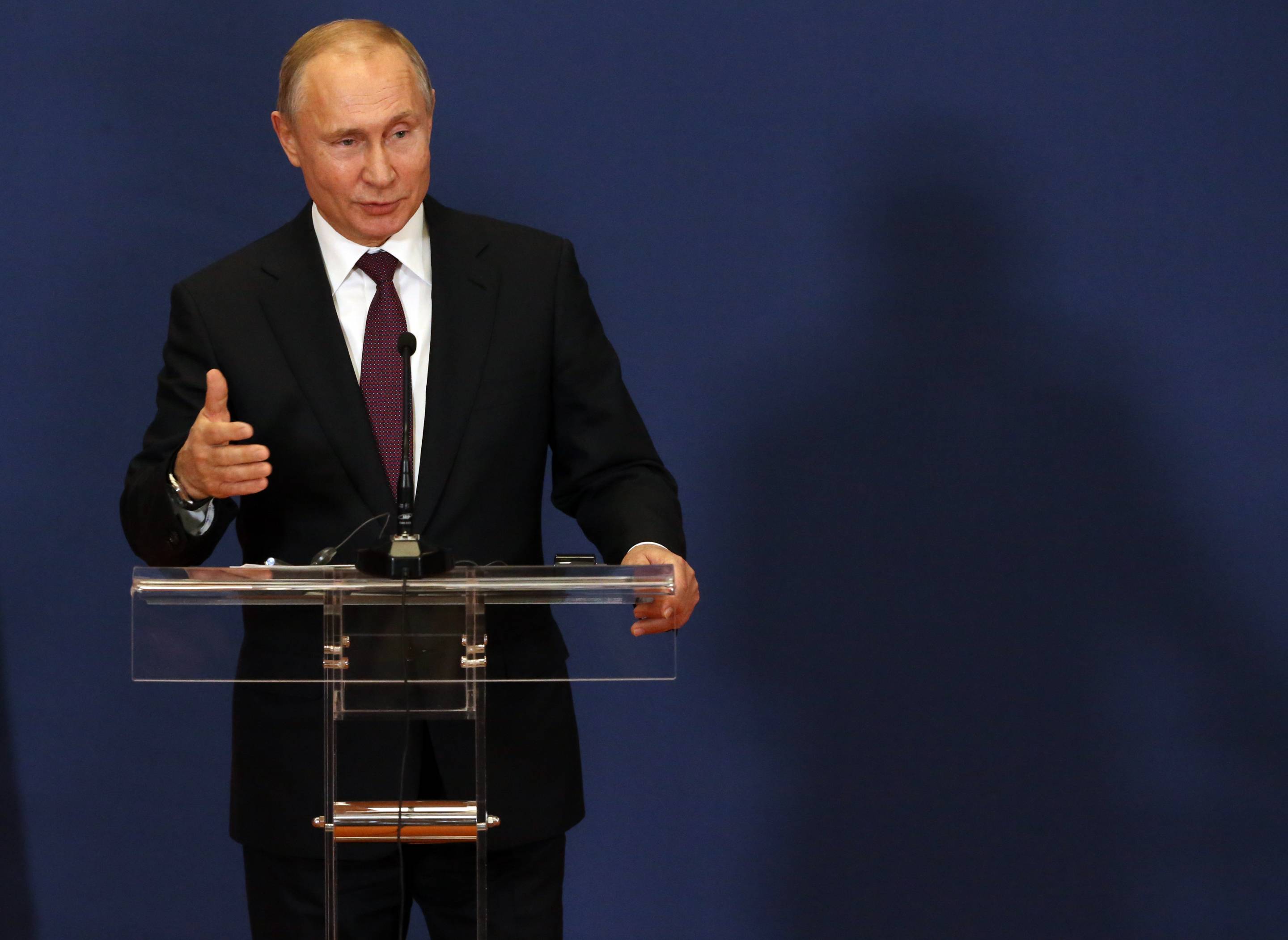 Russian President Vladimir Putin visits Serbia