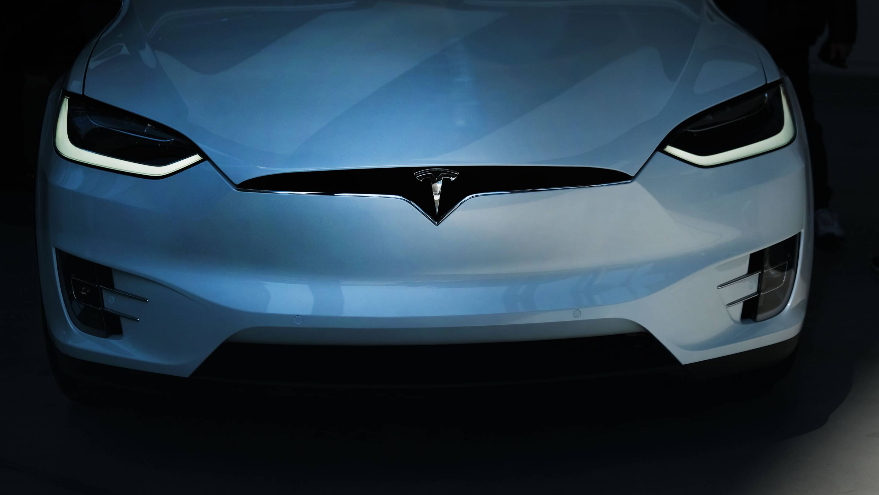 Tesla's New Vehicle Deliveries See Over 30% Decrease From Previous Quarter